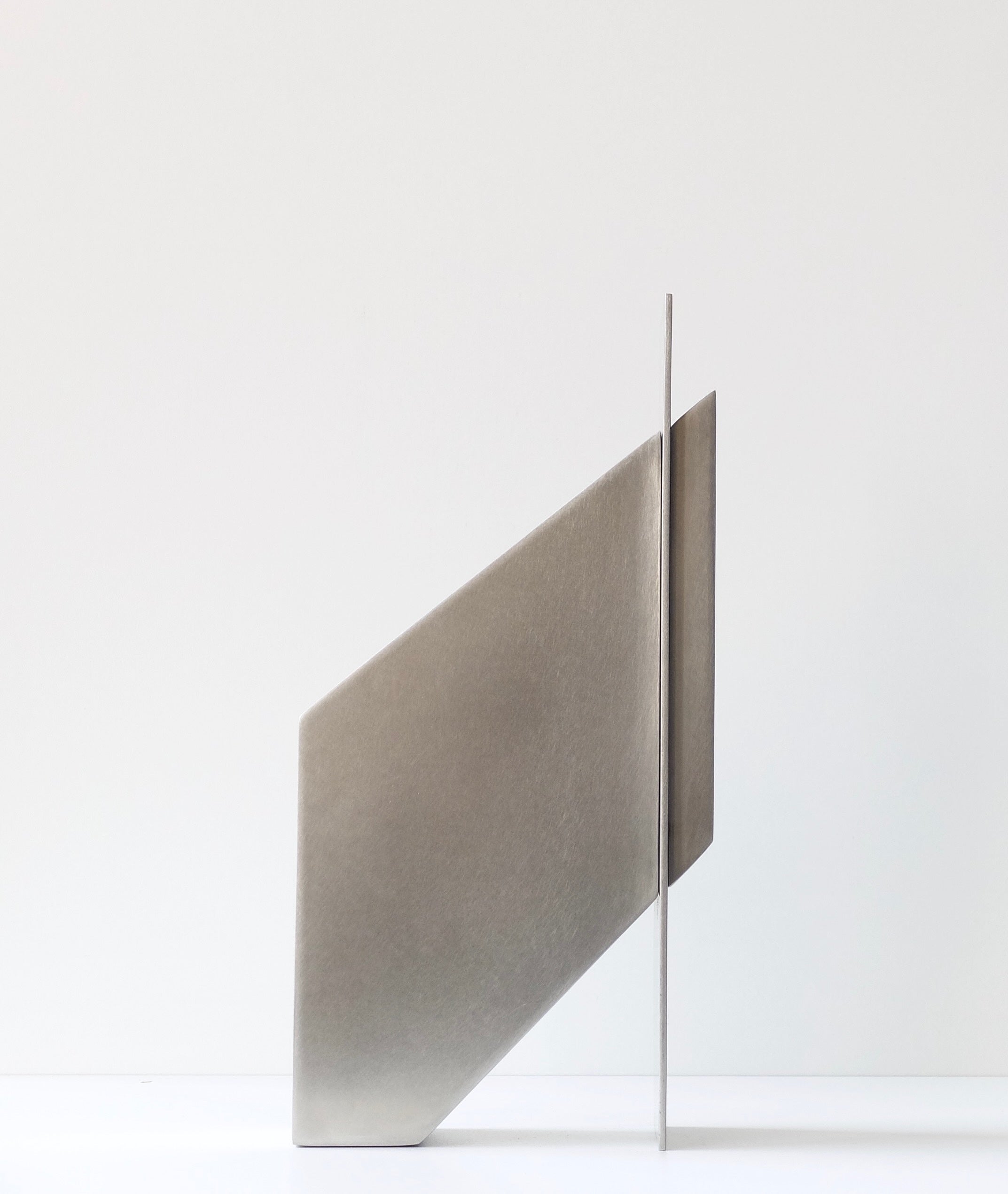 Juste Milieu by Julien Guarneri - Stainless Steel Sculpture