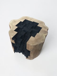 «Acacia II», de Alban Lanore: escultura contemporánea en madera, tallada a mano y carbonizada