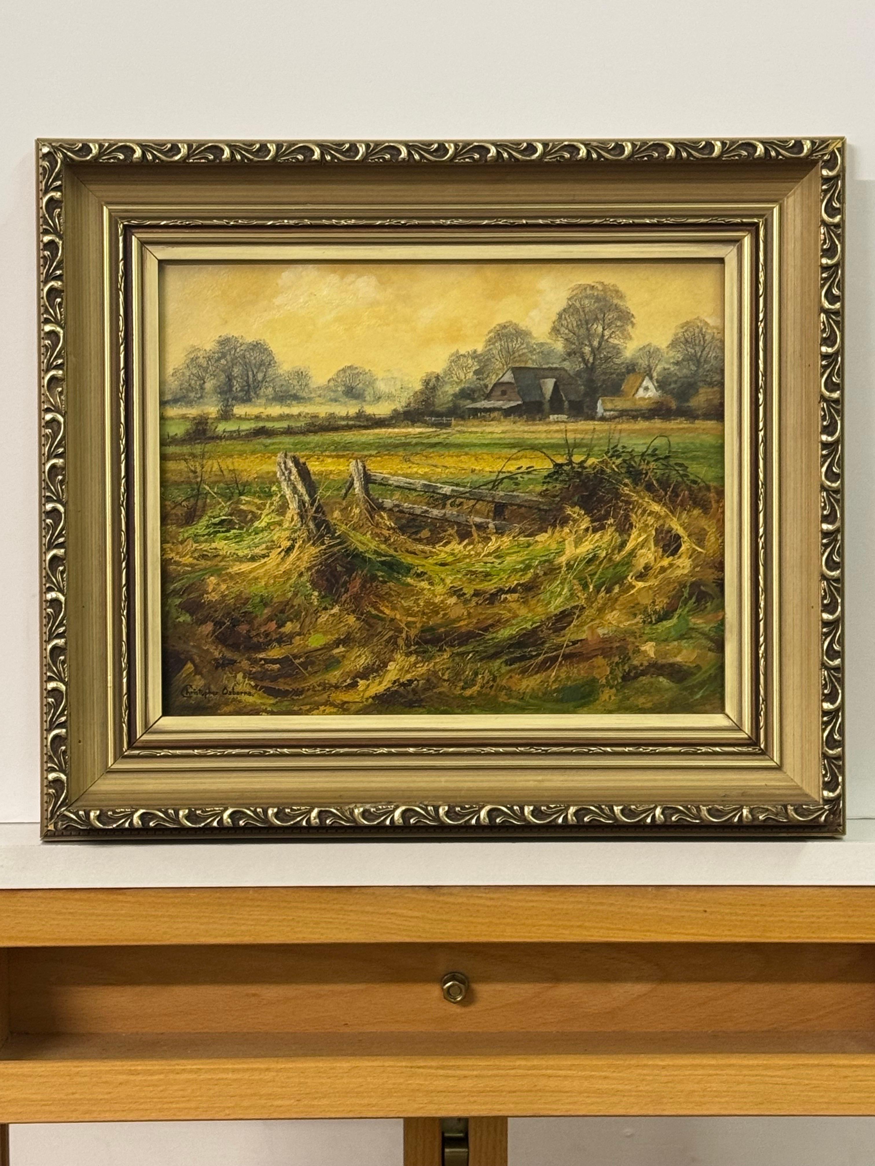 Granja en la campiña inglesa con cálidos colores marrón dorado y verde exuberante en venta 2