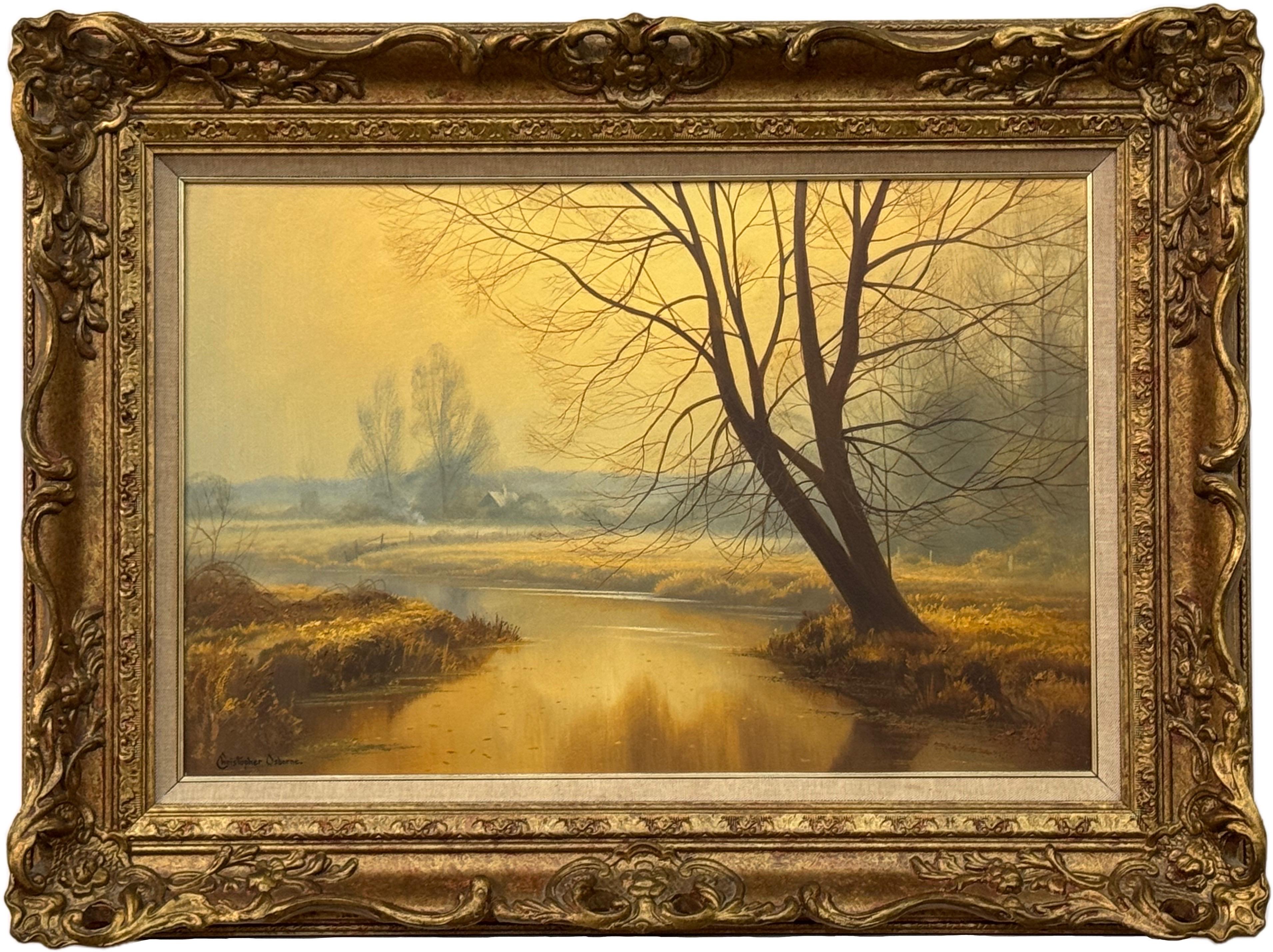 Figurative Painting de Christopher Osborne - Paisaje brumoso de un río amarillo dorado con árboles invernales en la campiña inglesa