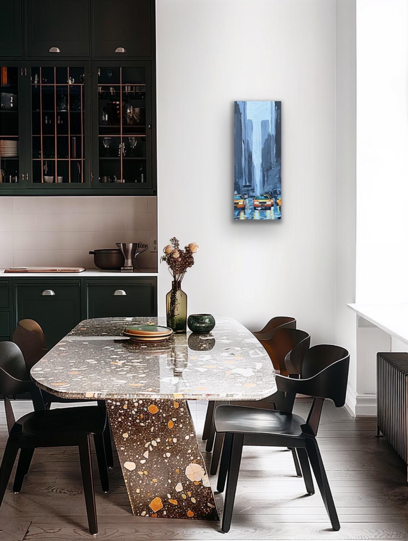 Taxi jaune classique des années 1990 la nuit et gratte-ciel gris dans la rue de New York City en vente 15