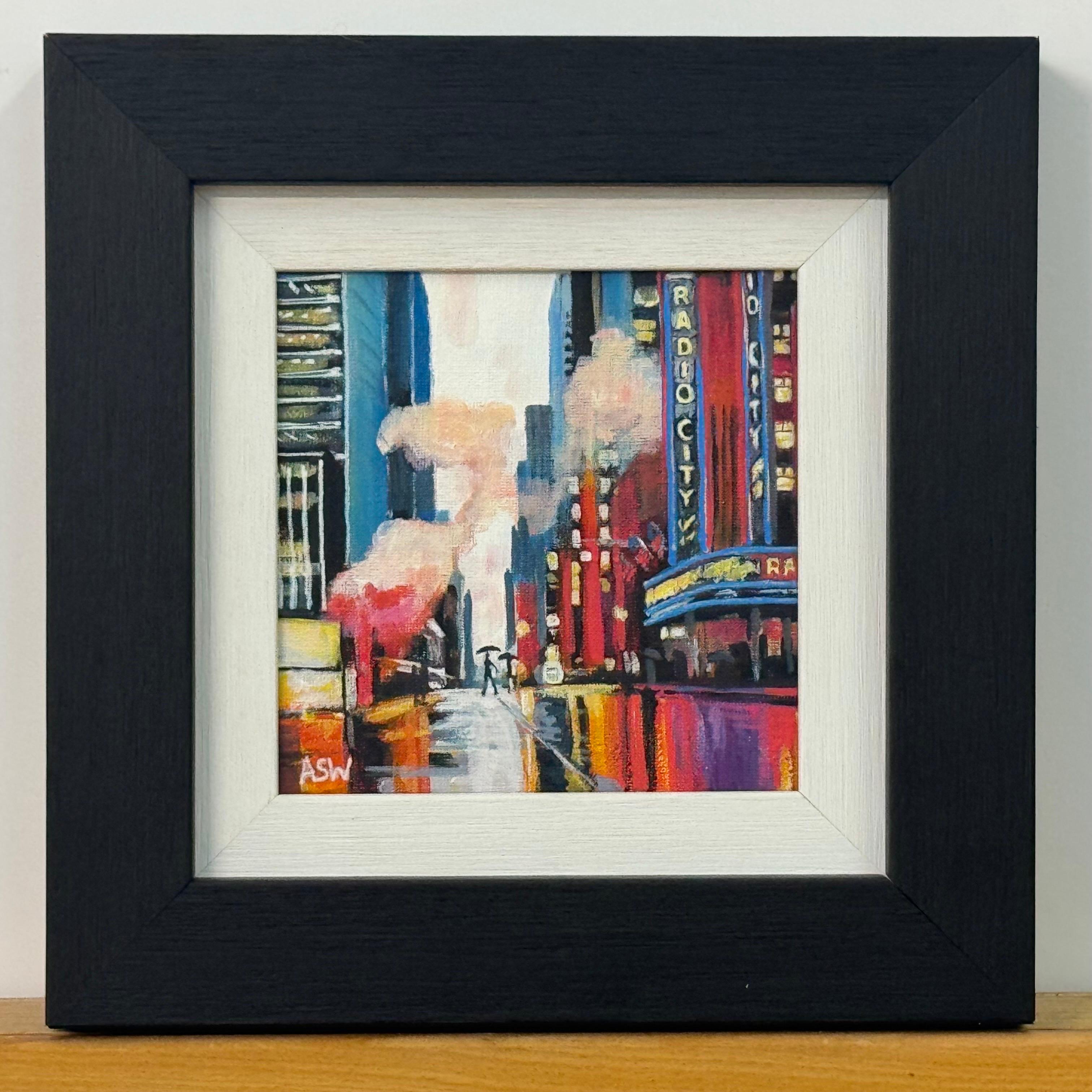 Art miniature de personnages traversant la route à Radio City New York avec des nuages de fumée en vente 1