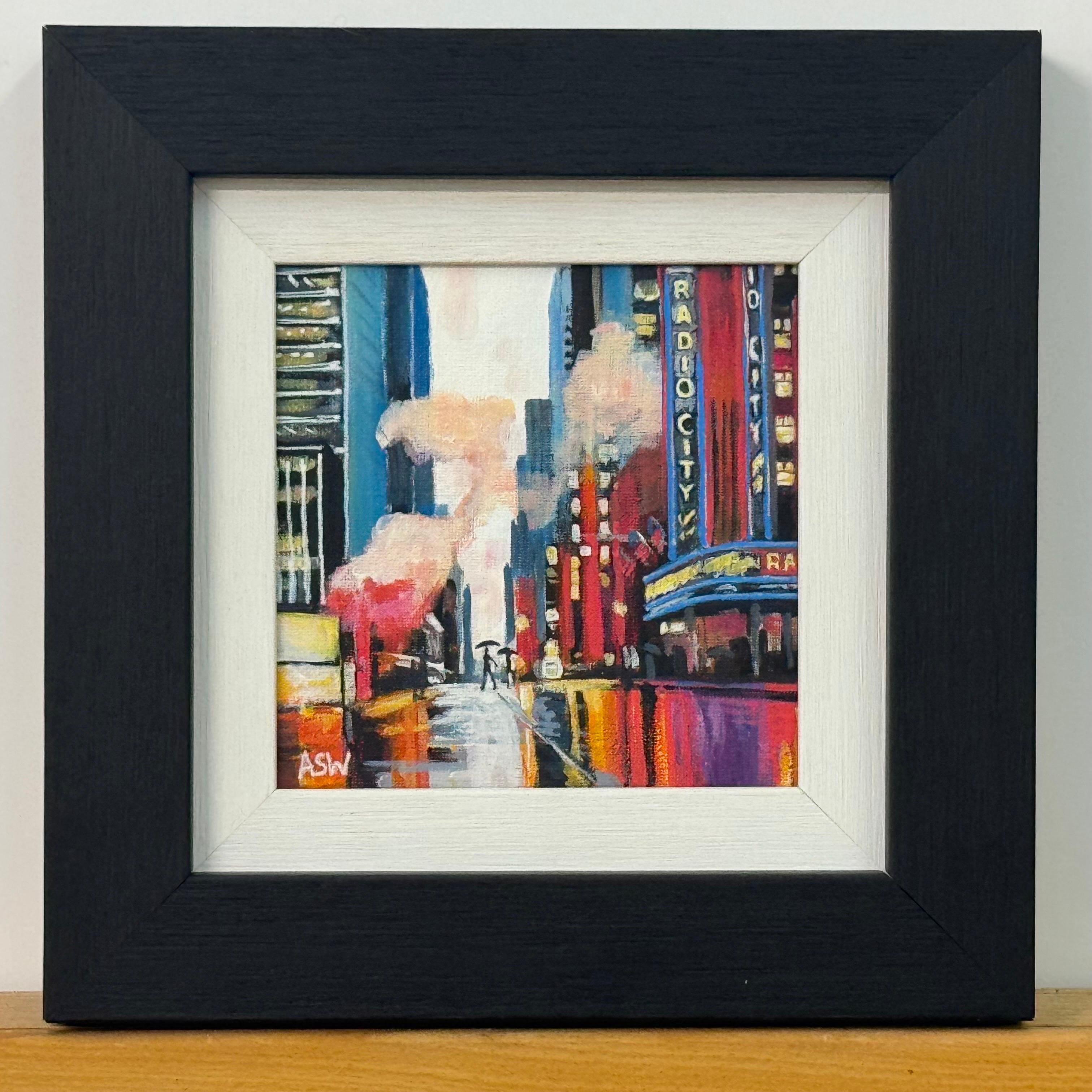 Art miniature de personnages traversant la route à Radio City New York avec des nuages de fumée en vente 3