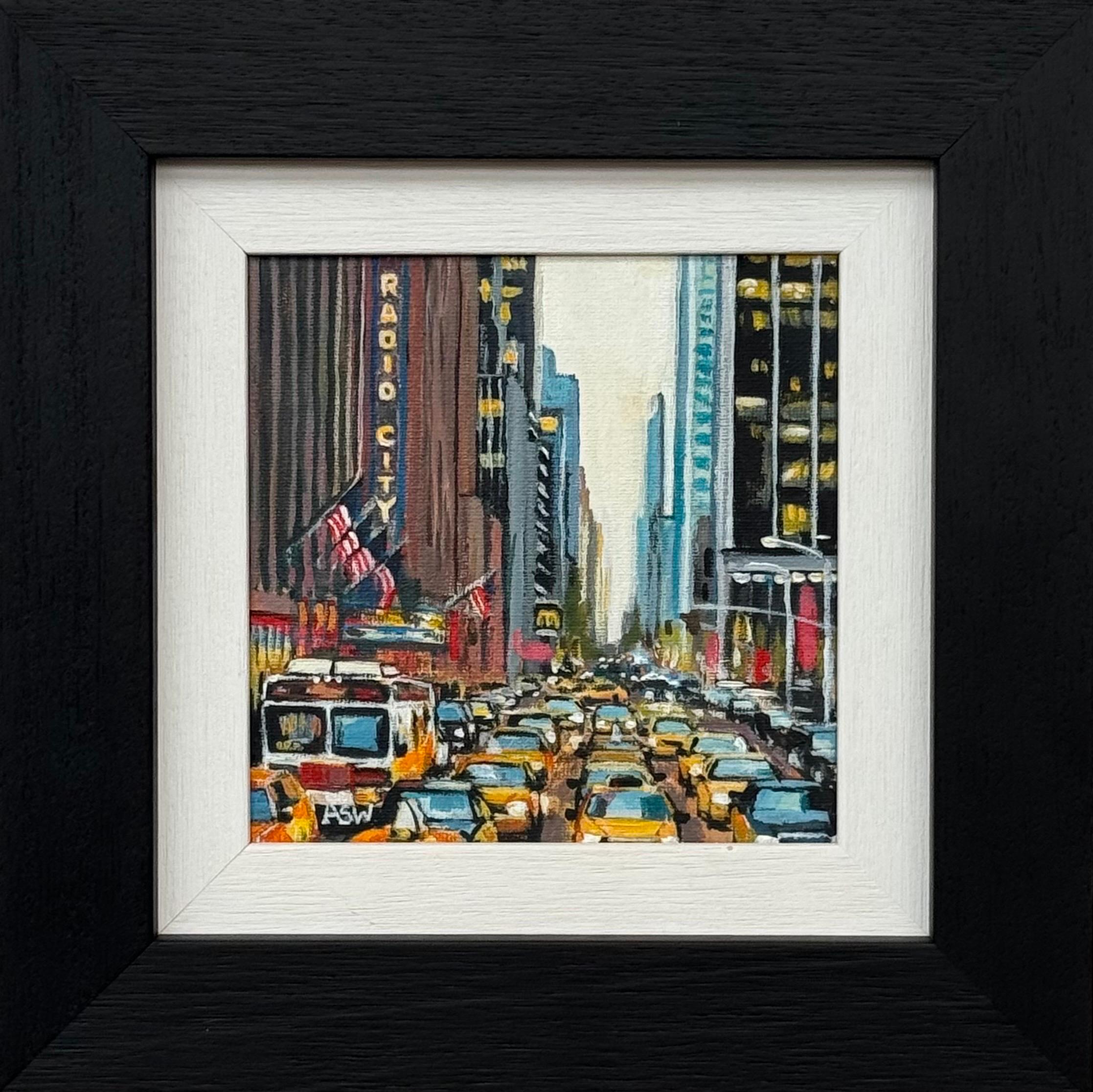 Peinture miniature de Radio City New York avec trafic nocturne par un artiste britannique