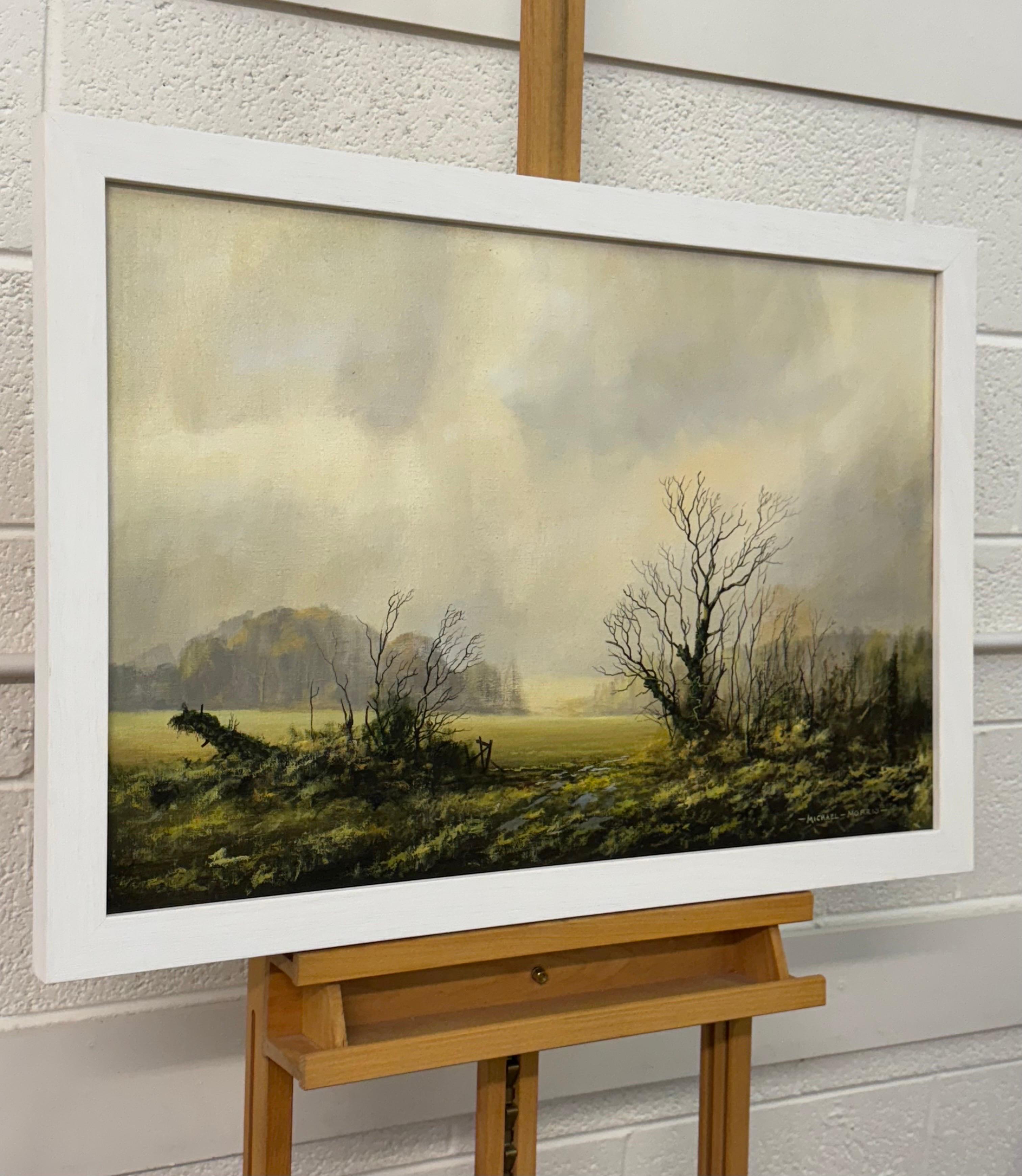 Winterfeld auf übergegossenem Bauernland in der englischen Landschaft des britischen Künstlers im Angebot 1