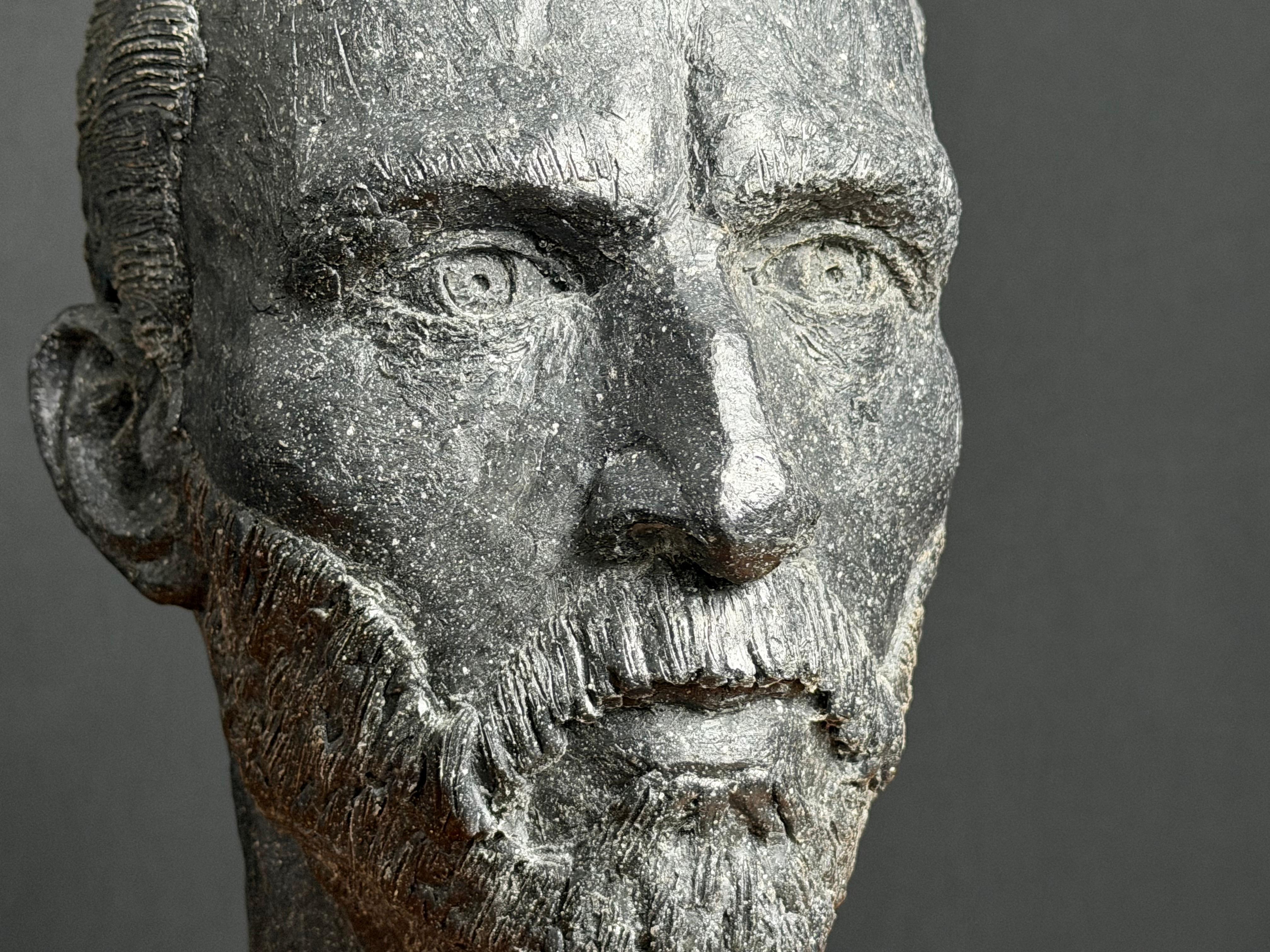 Busto in bronzo fuso a freddo di Vincent van Gogh realizzato dall'artista scultore britannico
