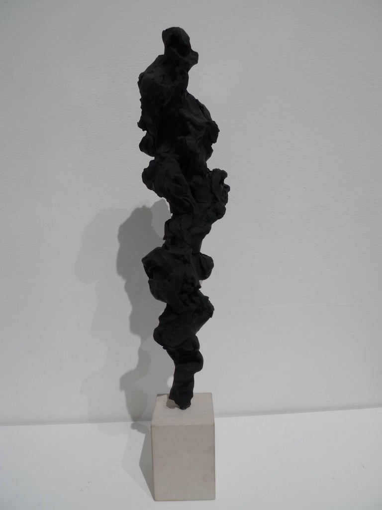 Artist Guy Haddon Grant is one of Britain’s most important young sculptors. His aesthetically fascinating works are inspired by natural organic forms and the human figure. With works made from treasuries of raw substances, including charcoal,