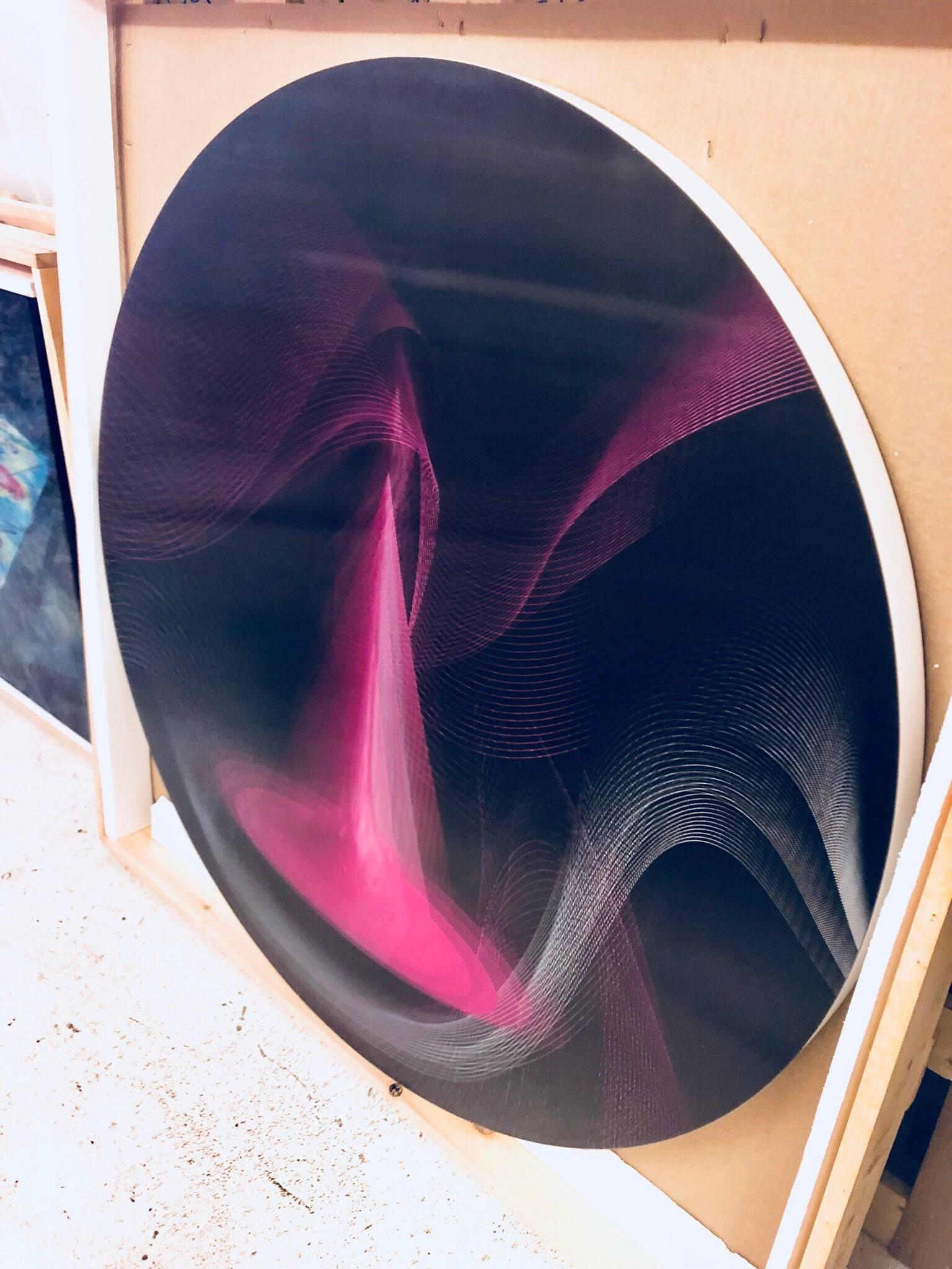 Pink, abstract geometric, interior art.
Karim Rashid, lenticular tondo print. Signed on the back.
Flip effect. Contact us to request a video. 
Karim Rashid is one of the most prolific designers of his generation. Over 3000 designs in production,