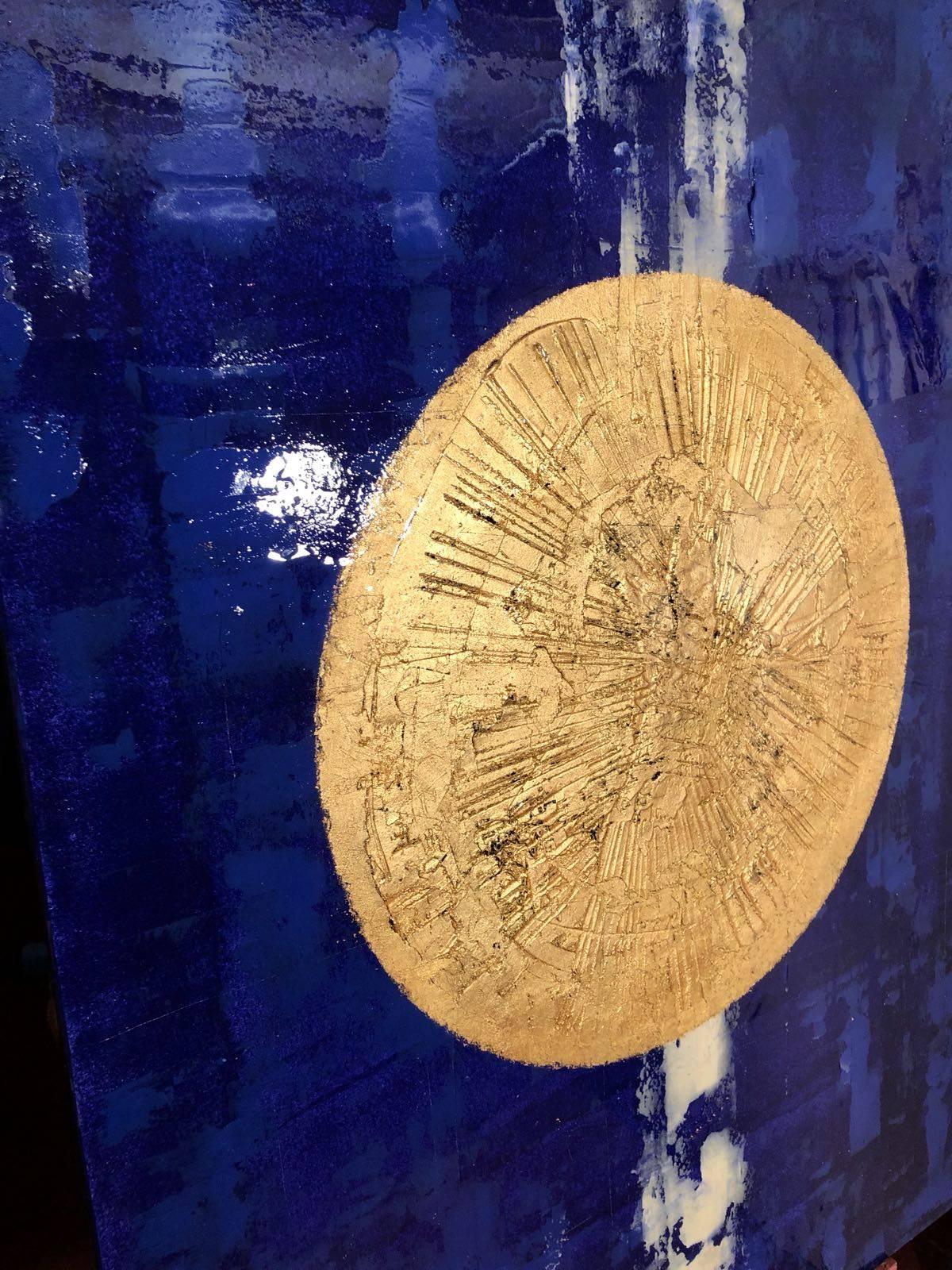 « Bleu » - peinture abstraite avec planète dorée en vente 2