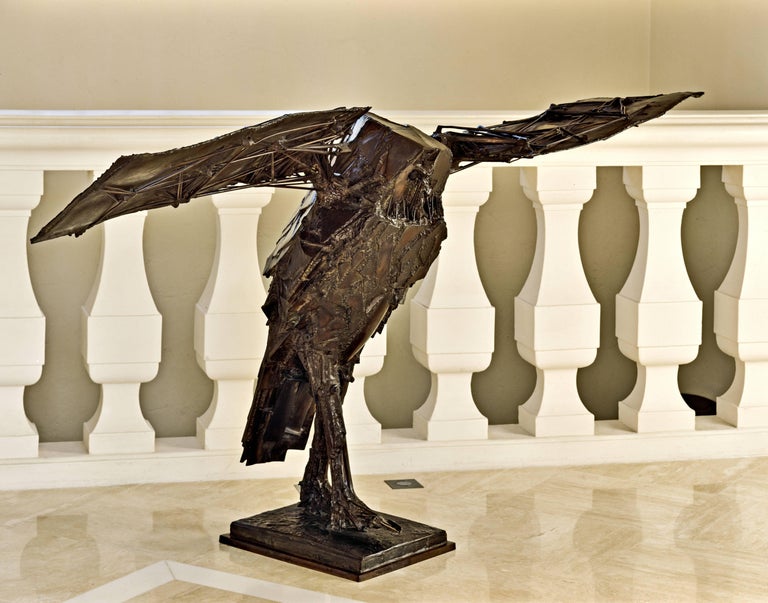 César Baldaccini Abstract Sculpture - Hibou Ailé