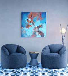 «Blooming Skies»: obra abstracta en técnica mixta con tonos azules, verde azulado, aguamarina y dorado que aportan textura