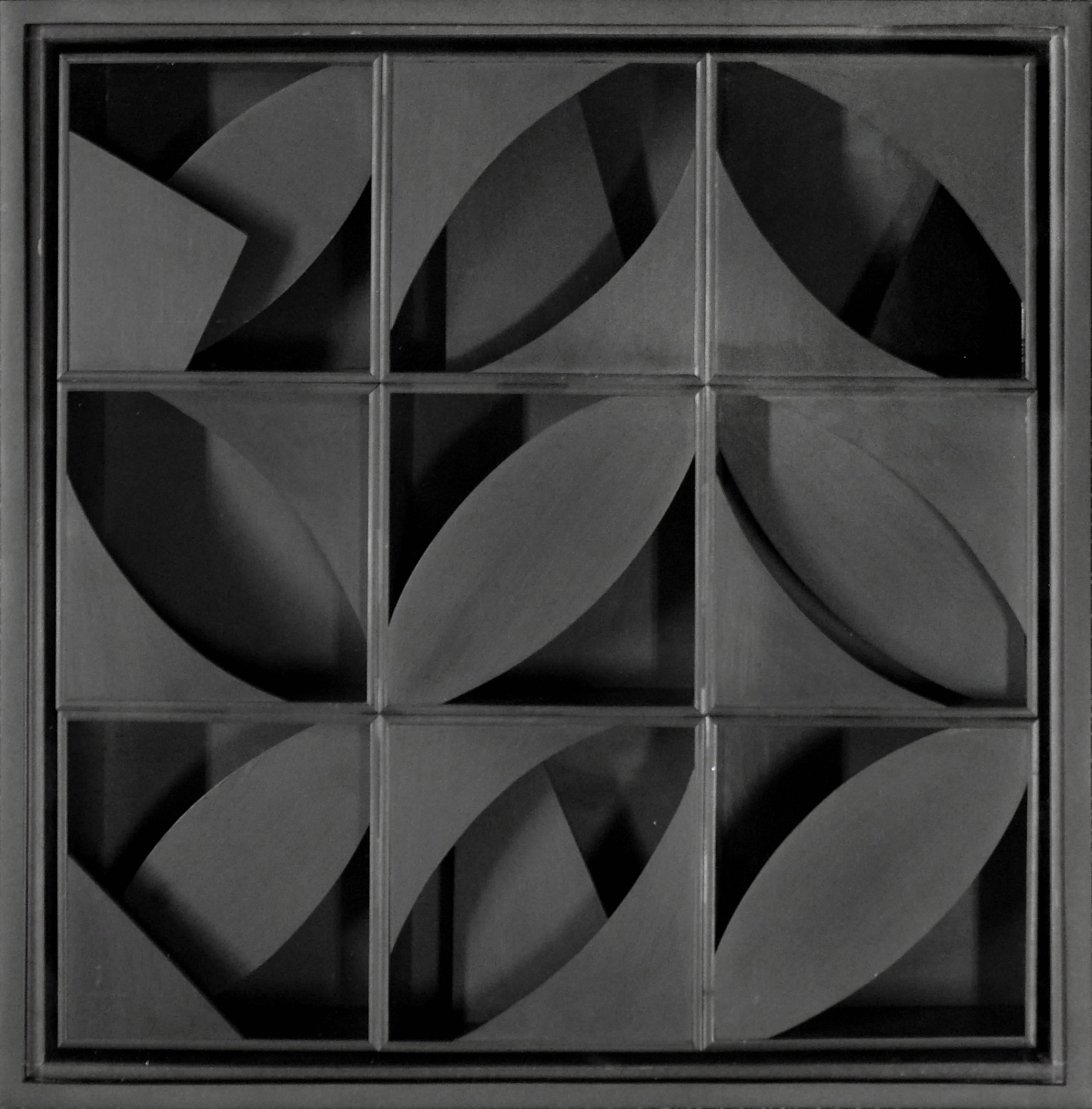 Louise Nevelson Abstract Sculpture - NIGHT LEAF