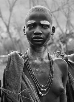 DINKA GIRL AT KOLKUEI CATTLE CAMP, SOUTHERN SUDAN, 2006 3