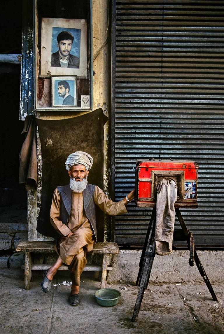 steve mccurry holi