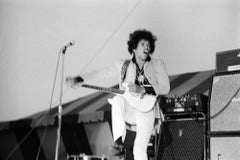 Jimi Hendrix in Concert, 1967 - Jerry Schatzberg (Portrait Photography)