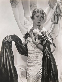 Lady Diana Duff Cooper pour Vogue:: 1937:: Cecil Beaton (Photographie de portrait)