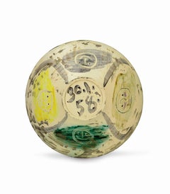 Visage sur fond jaune. Au verso quatre études de visage