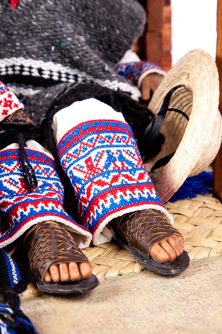 Maria del Socorro Madrigal Martinez 24'' Familia Purepecha / Wax