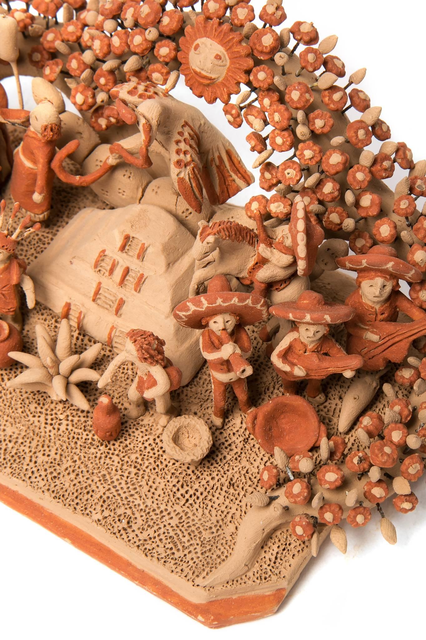 5'' Cultura Mexicana / Ceramics Mexican Folk Art Miniature  - Brown Figurative Sculpture by Miguel Vazquez Gutierrez