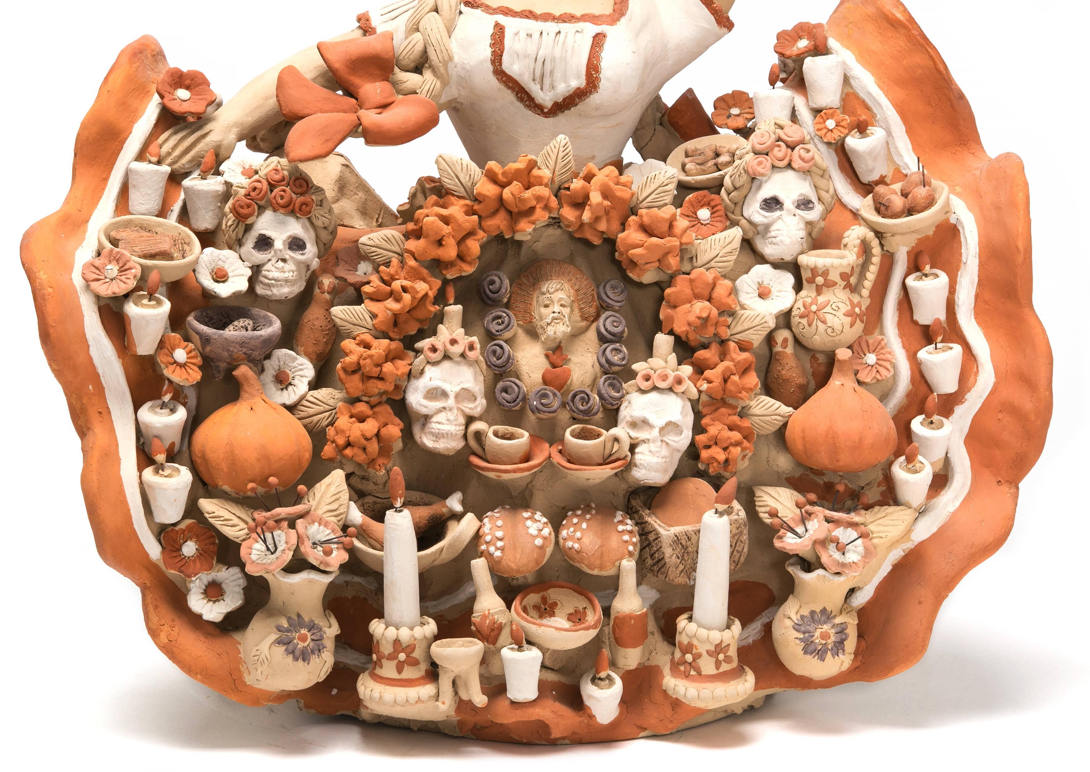 China Oaxaqueña con Altar de Muertos / Ceramics Mexican Folk Art Clay - Sculpture by Enedina Vasquez Cruz