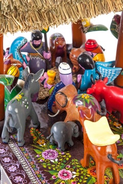 16'' Santa Claus Nacimiento / Wood carving Lacquer Sculpture Mexican Folk Art