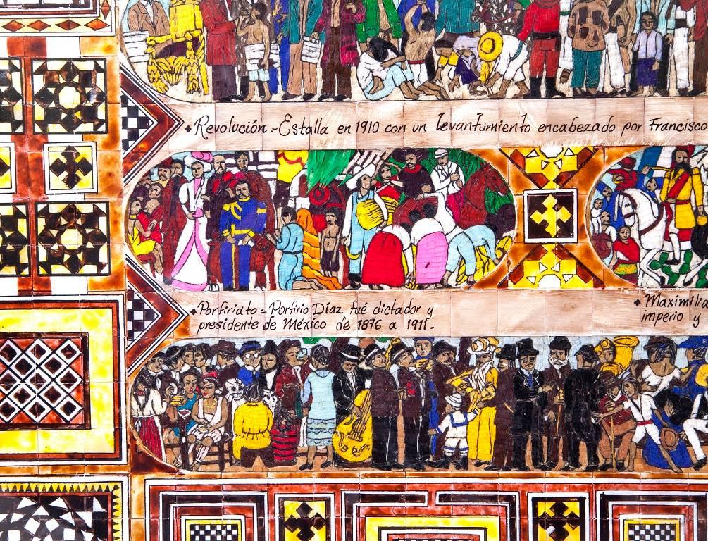 43'' La Historia de Mexico / Mexican Folk Art Featherwork and Inlay Nacre Frame 5
