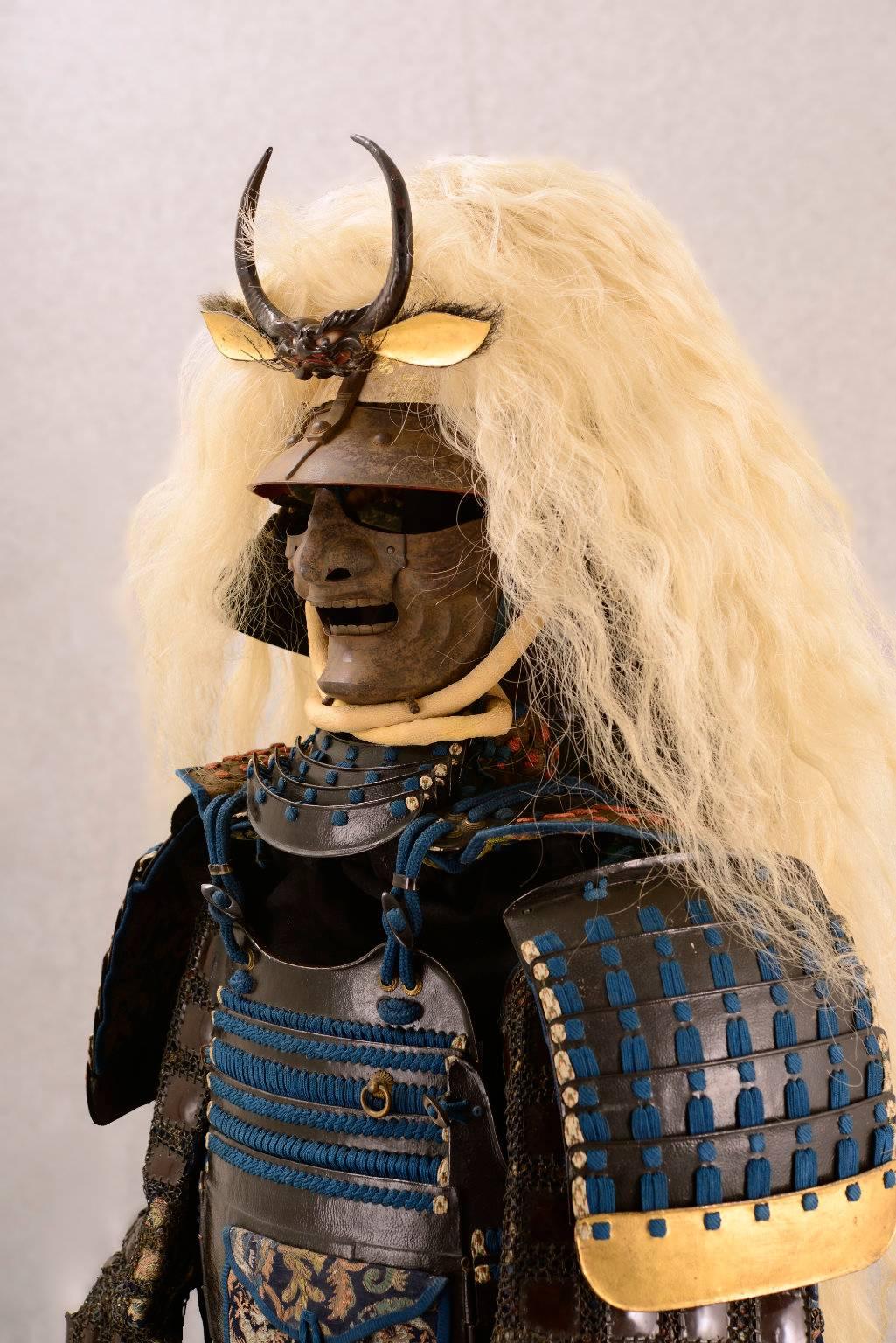 Spectacular Japanese Samurai Armor in the style of a legendary warrior - Sculpture by Katchu Shi