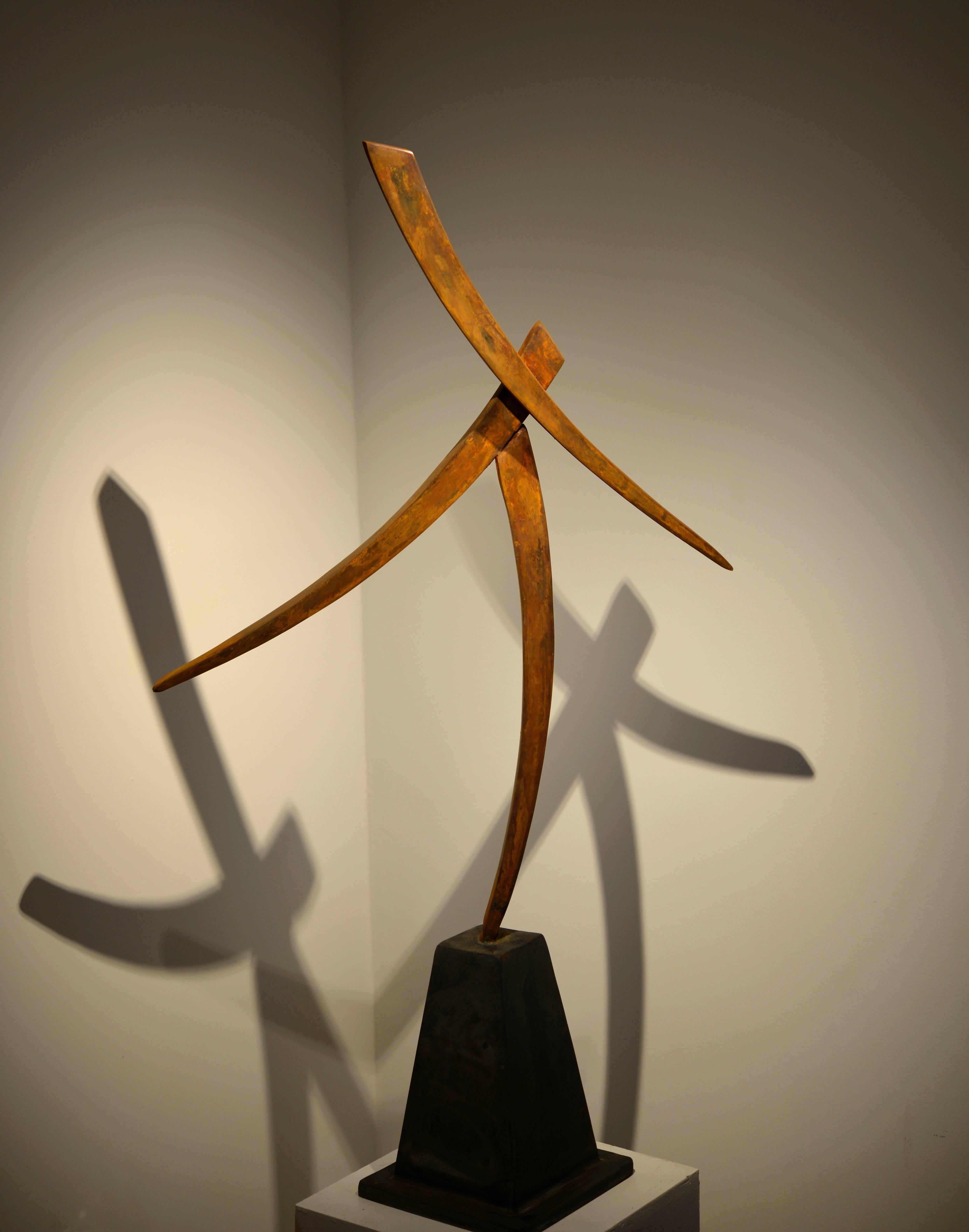 Tim Klabunde Abstract Sculpture - Dancer I