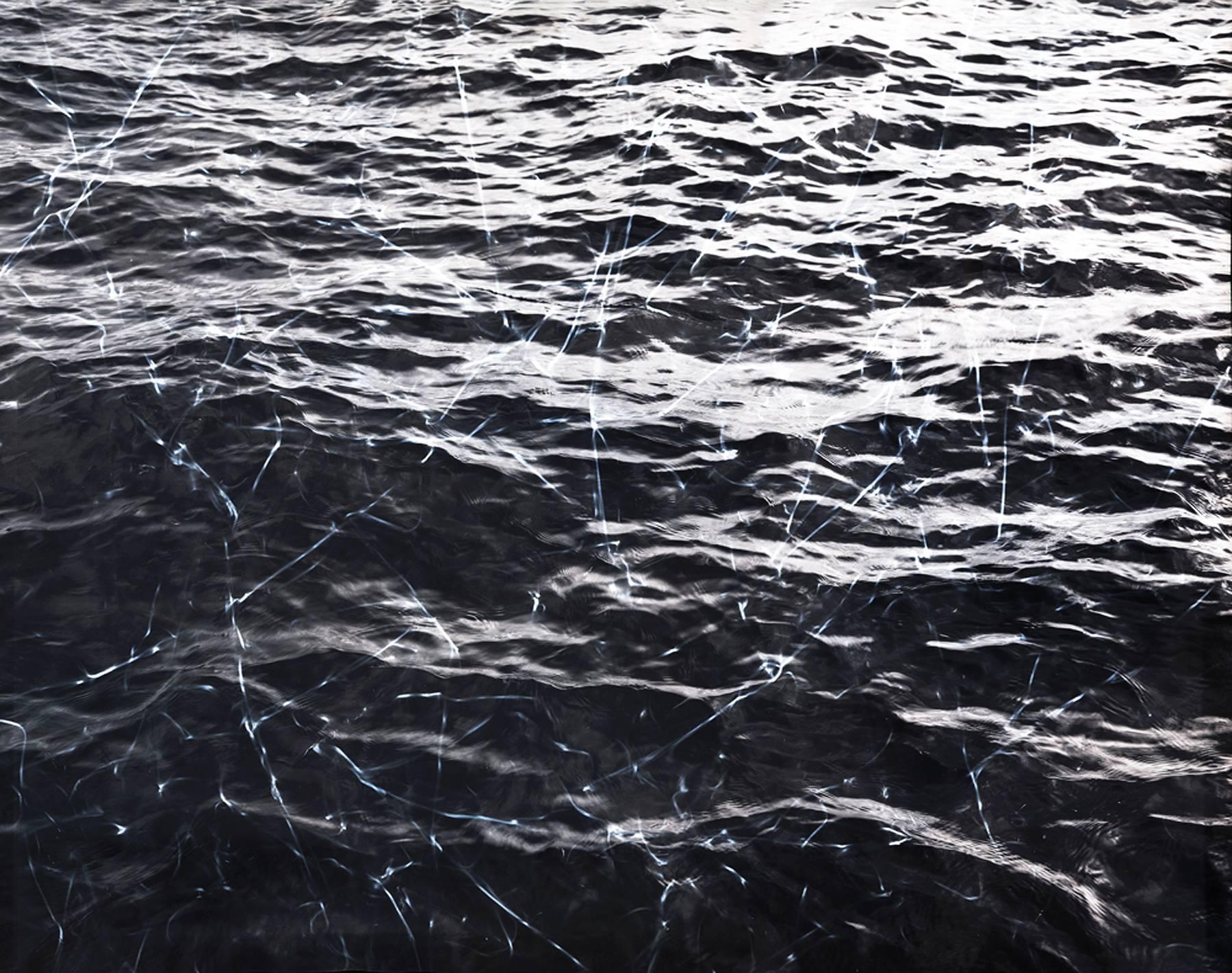 Arthur Ou Abstract Photograph - Untitled (Ocean Wave 2)
