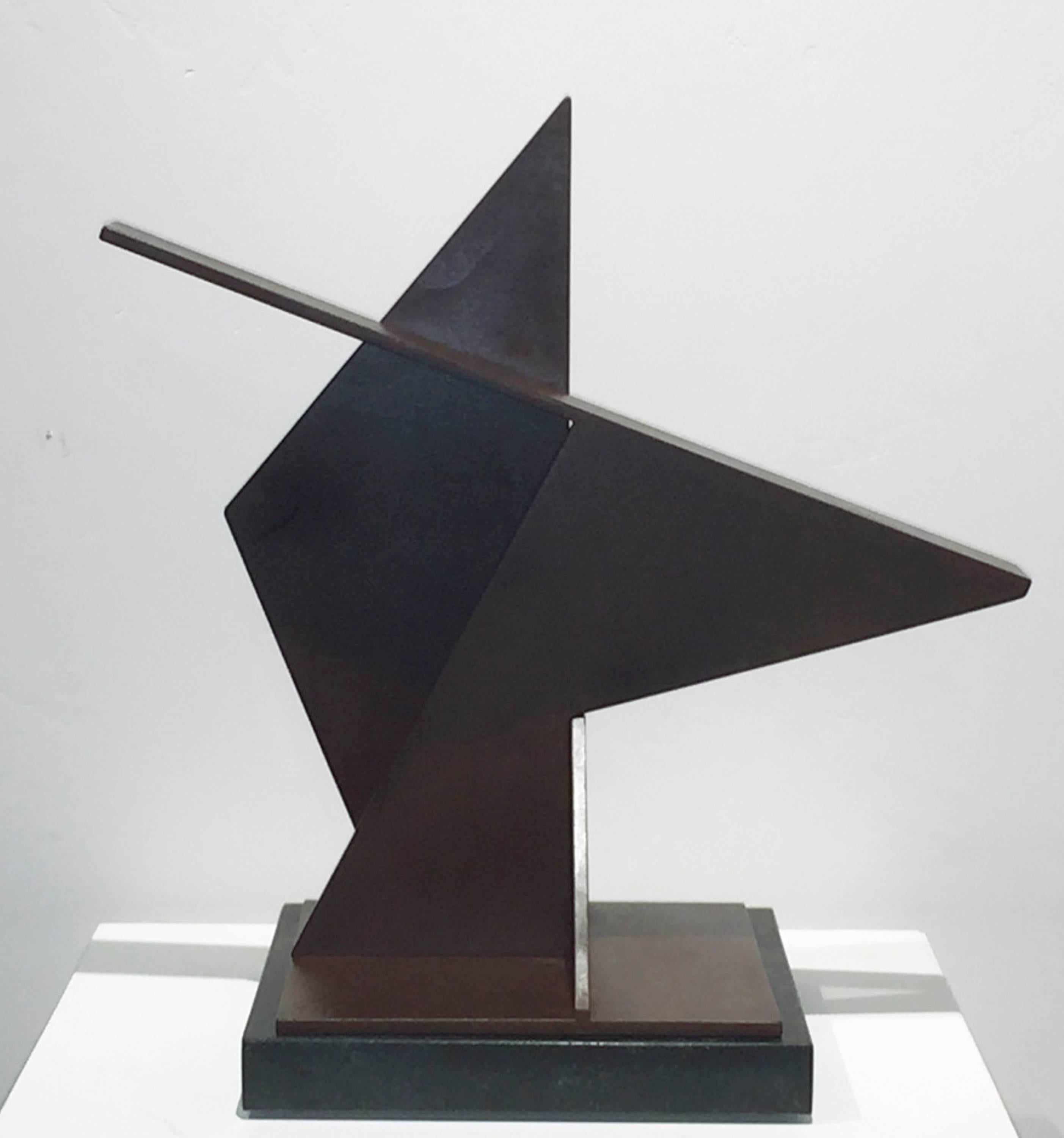 Ed Dean Abstract Sculpture – Ninja II