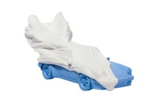 „Veiled Porche“ – Zeitgenössische Skulptur in limitierter Auflage für den Tisch