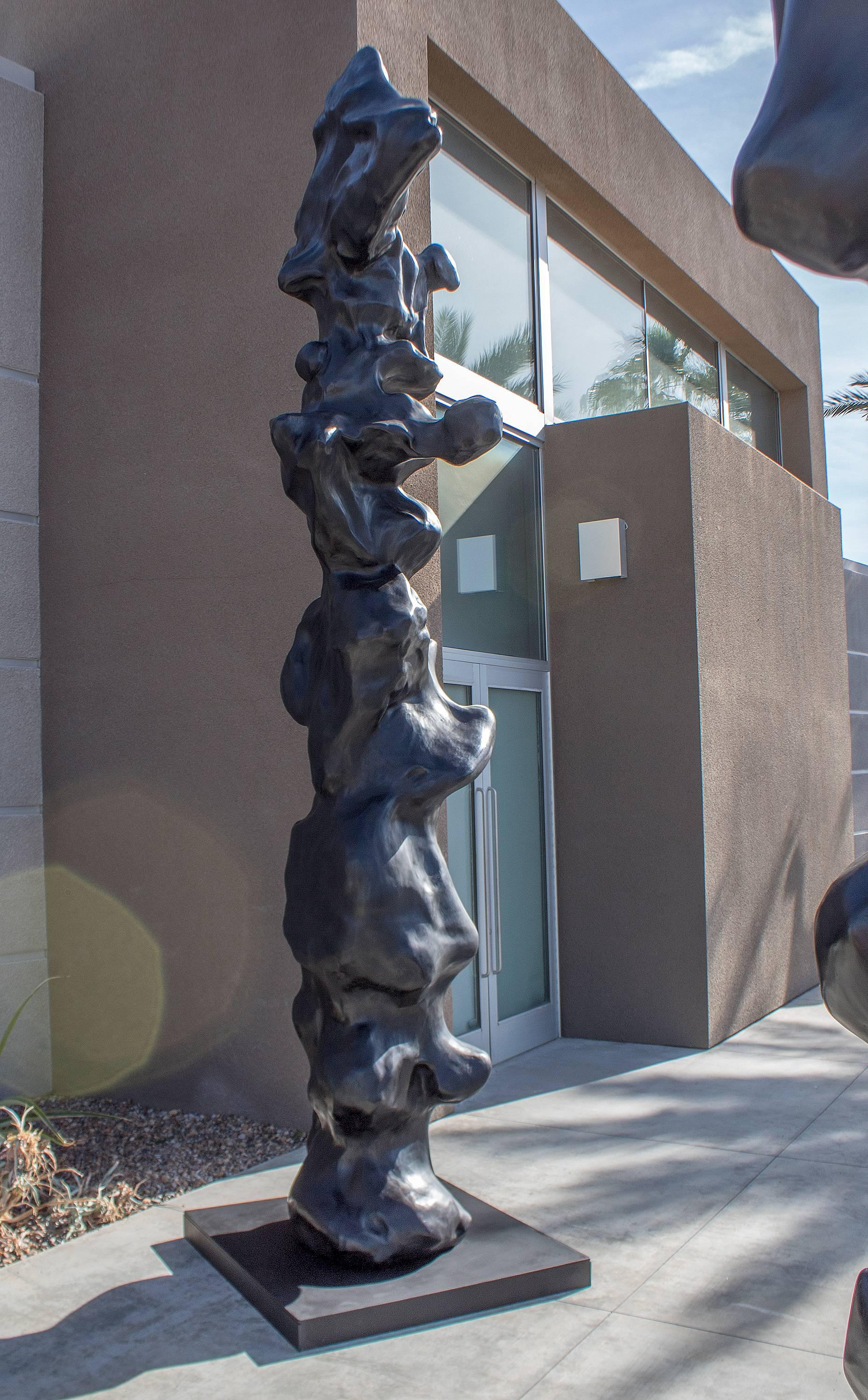 Pfeilspitze – Sculpture von Herb Alpert