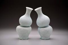 Gourd Vases with Lotus Pattern by Steven Young Lee, Porcelain Sculpture, 2016 2