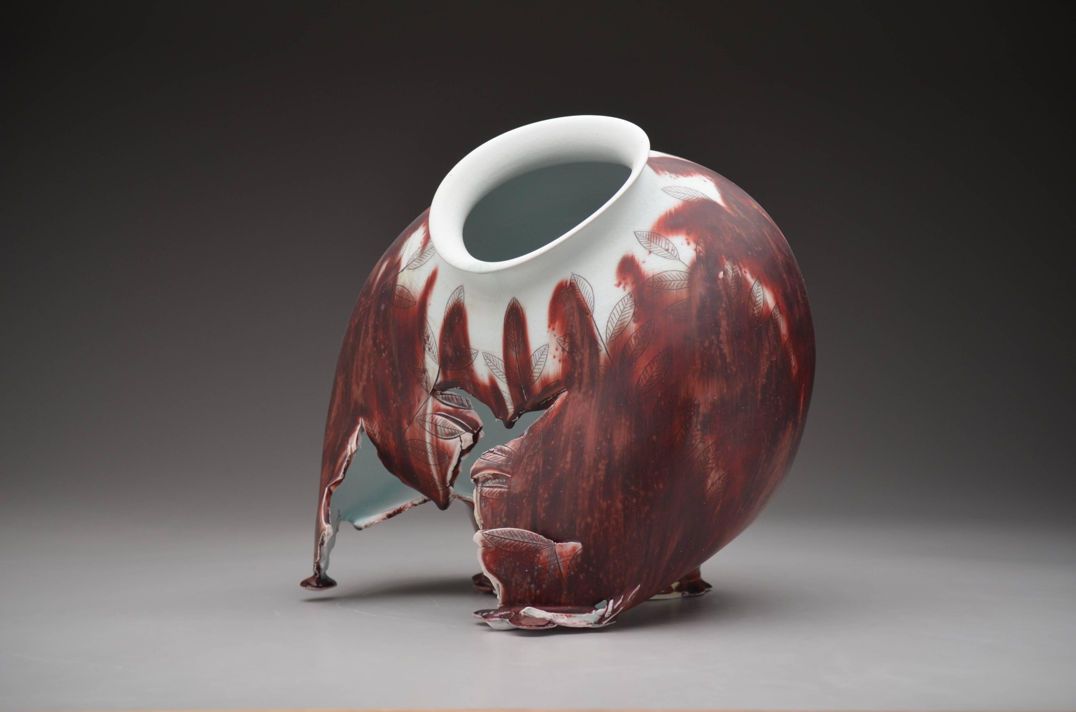 "Jar with Fern Pattern", Deconstructed Porcelain Sculpture with Glaze - Art by Steven Young Lee