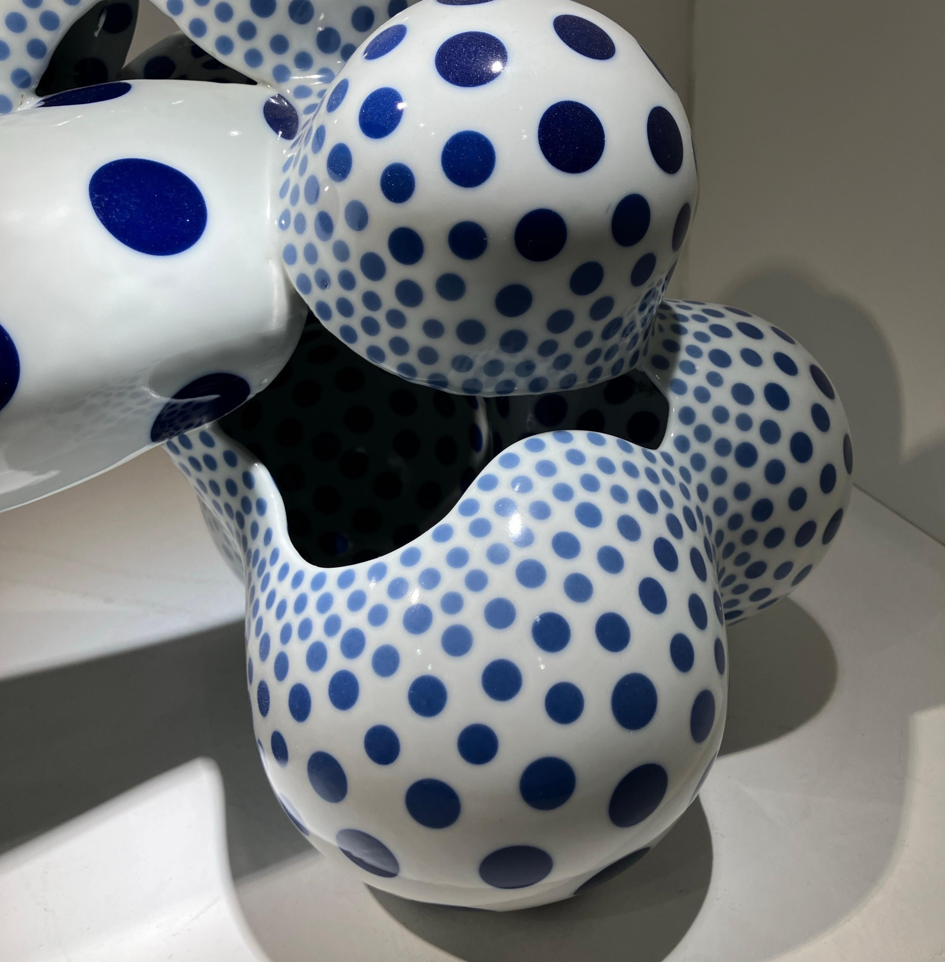 Abstract Porcelain Form, Elegant Contemporary Sculpture, Polkadot Patterning For Sale 3