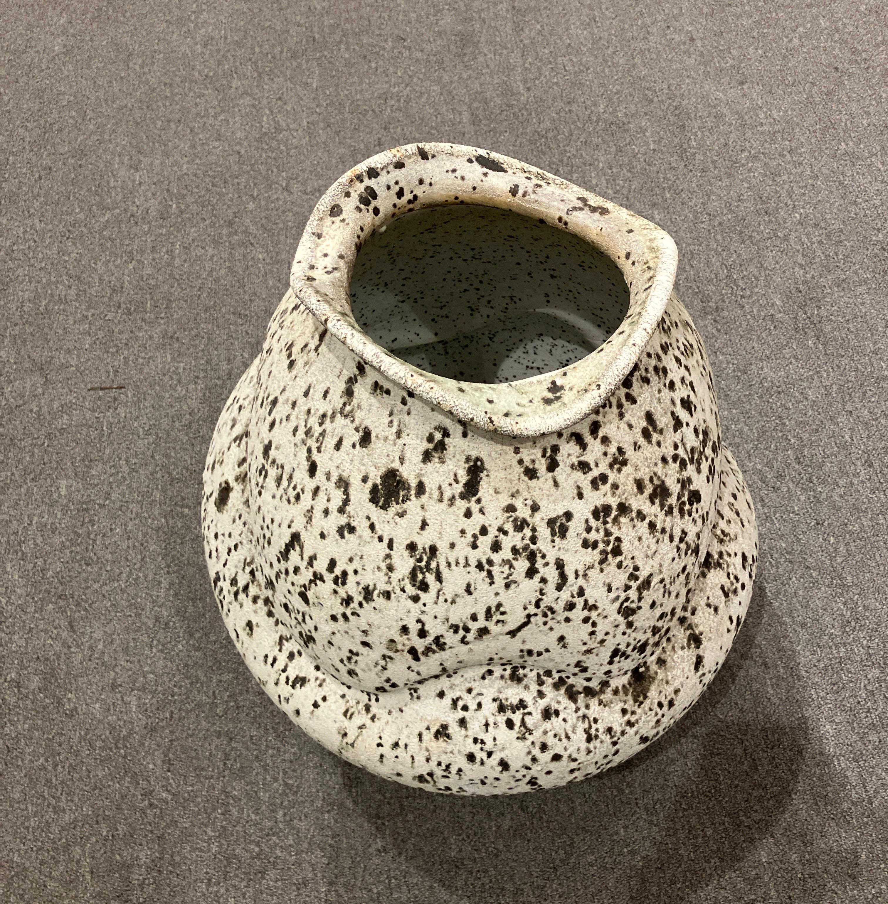 Design Contemporary, JAR en céramique, Porcelaine au feu de Wood, Particules de fer, Glaçure en vente 2