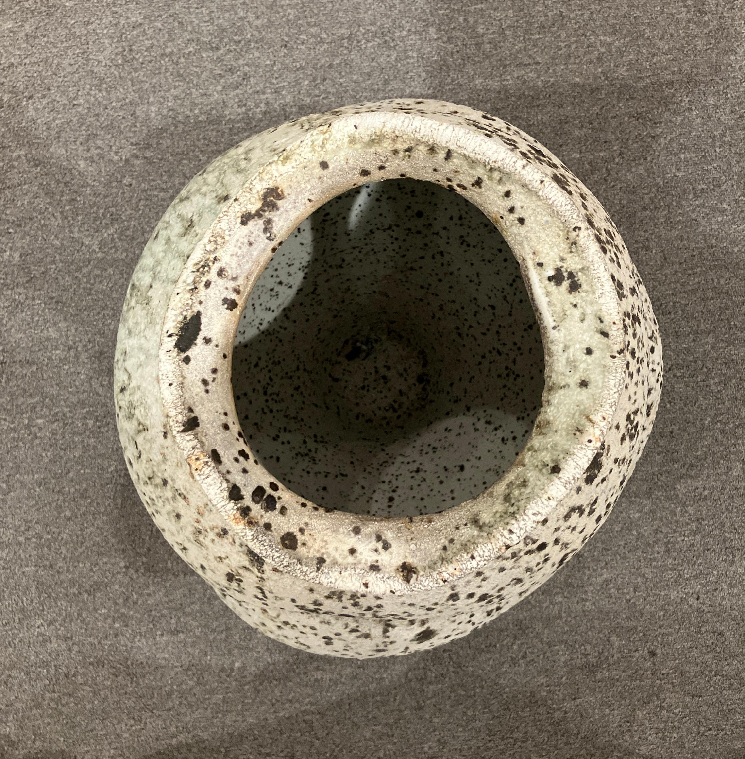 Design Contemporary, JAR en céramique, Porcelaine au feu de Wood, Particules de fer, Glaçure en vente 3