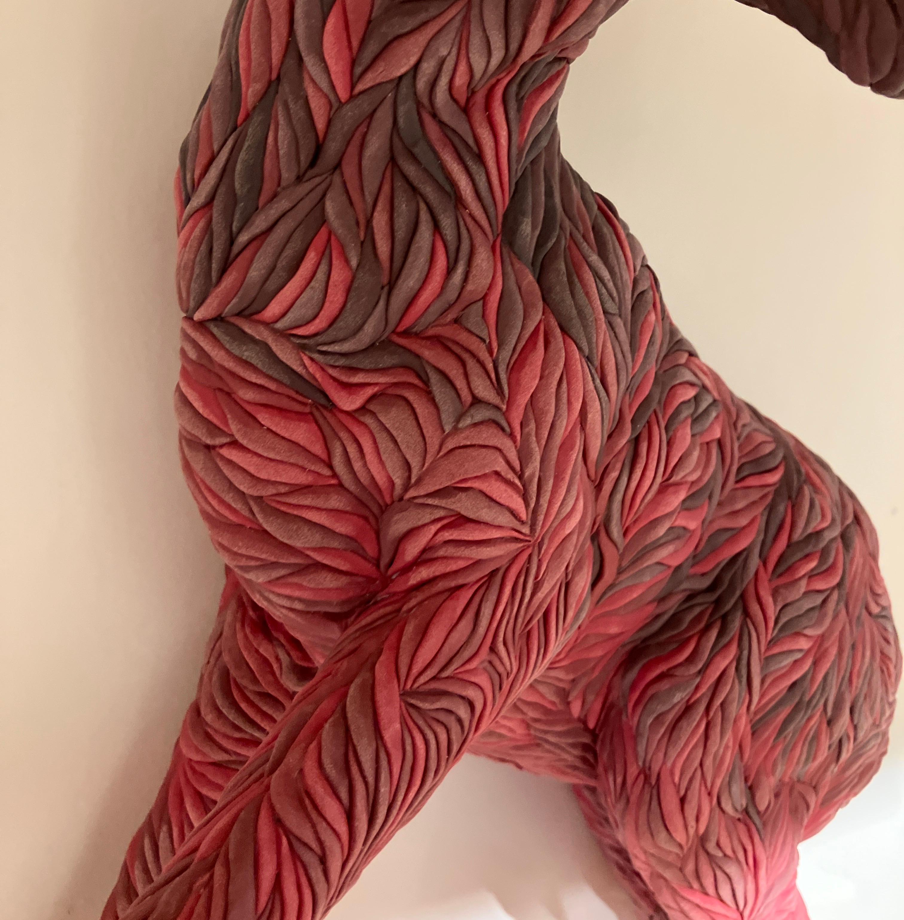 « Nostos », sculpture murale en céramique, porcelaine colorée, animal, figuratif en vente 5
