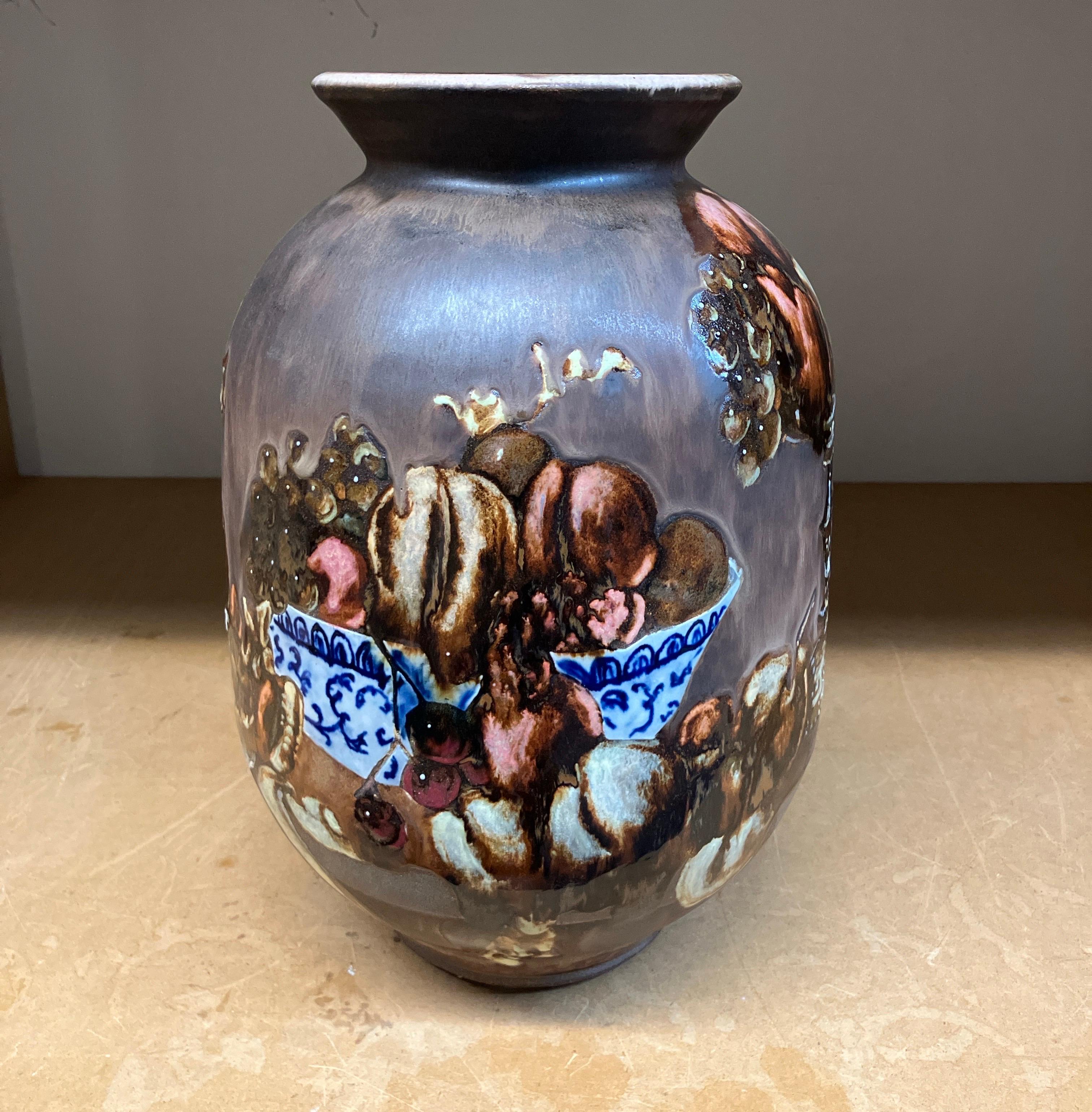 Vase Vanitas #12, Dirk Staschke, 2024, Sculpture en céramique émaillée peinte en vente 5