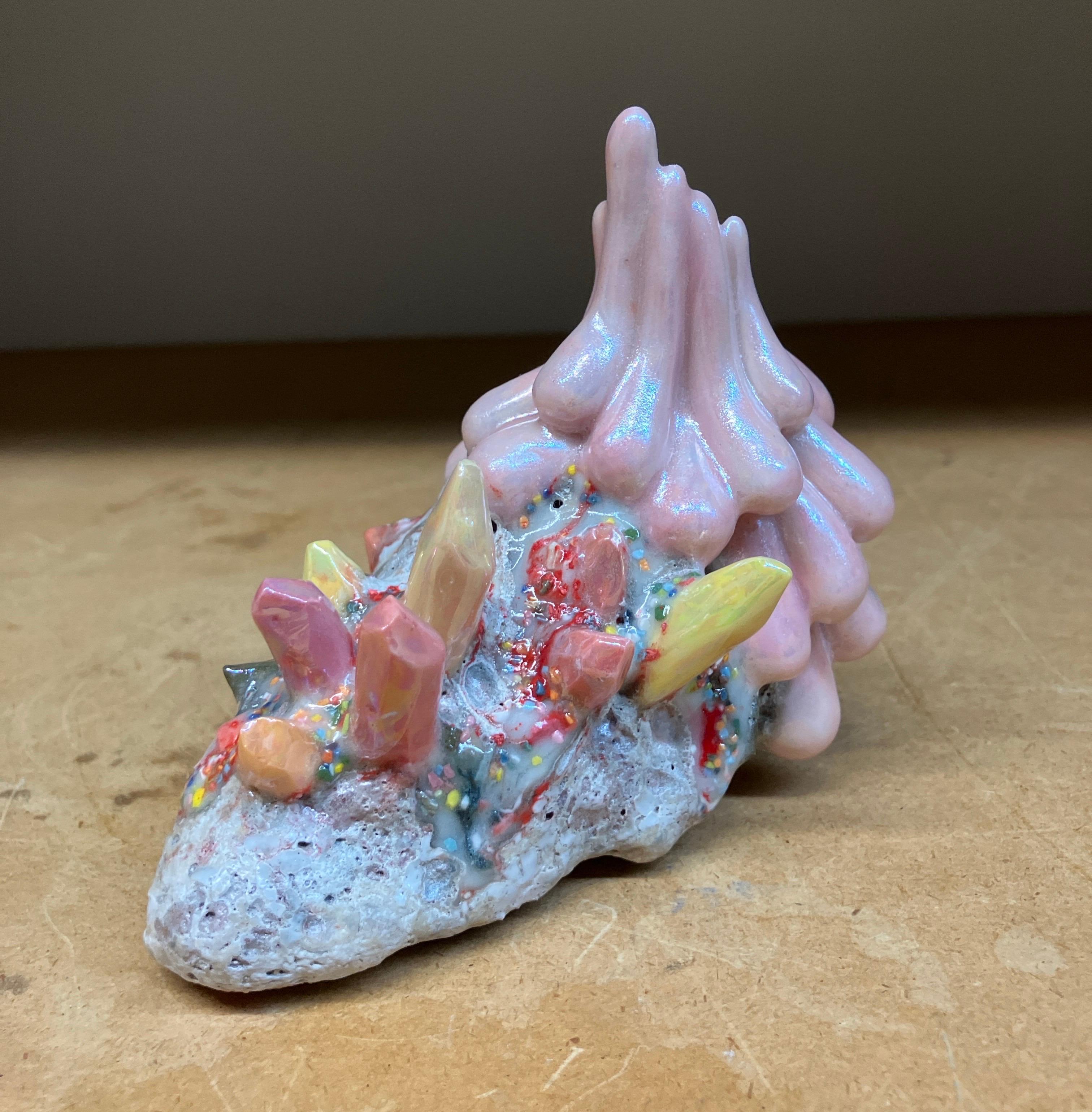 Sculpture abstraite « Crystalized #2 » avec nacre, porcelaine en vente 3