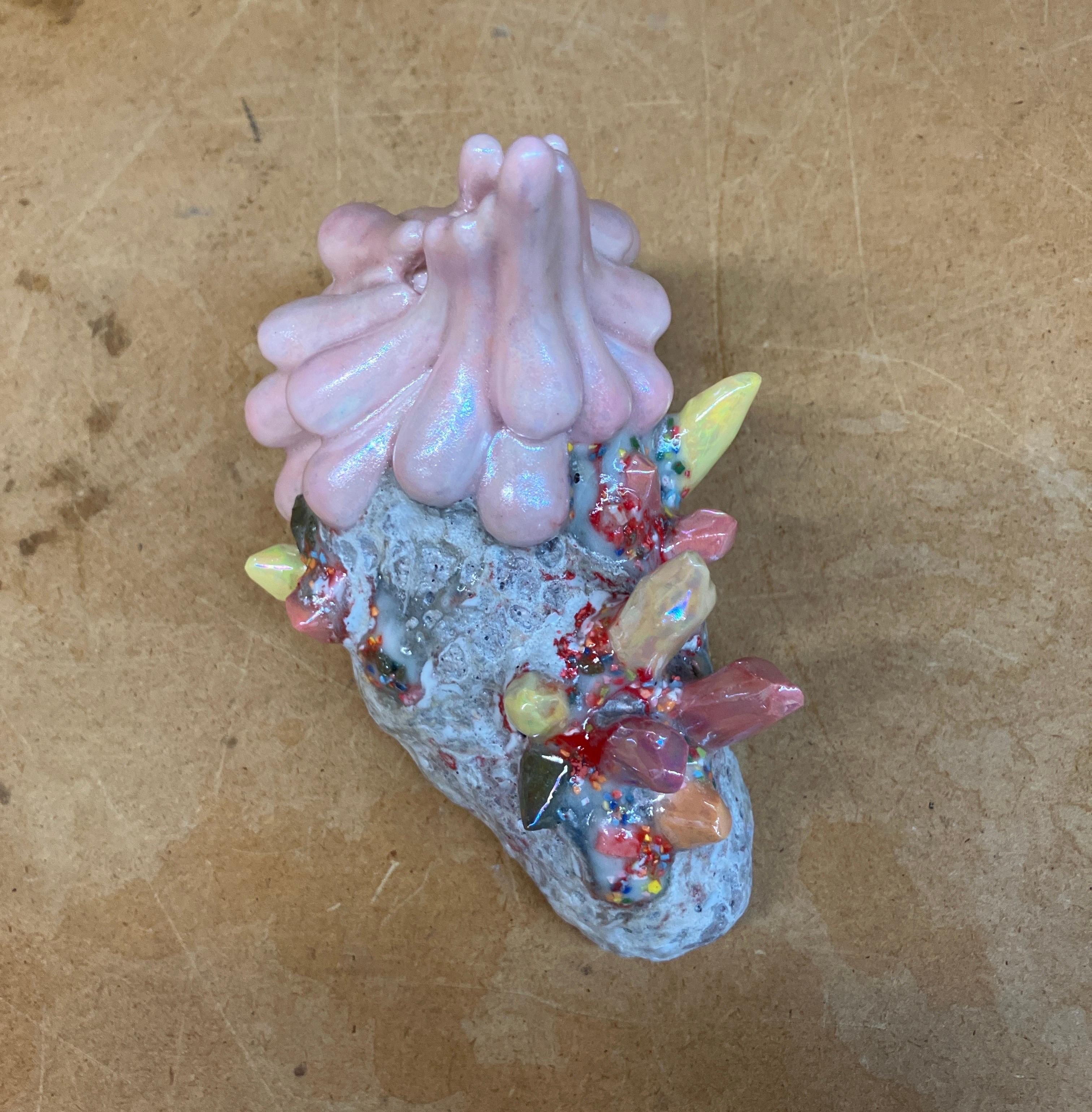 Sculpture abstraite « Crystalized #2 » avec nacre, porcelaine en vente 7