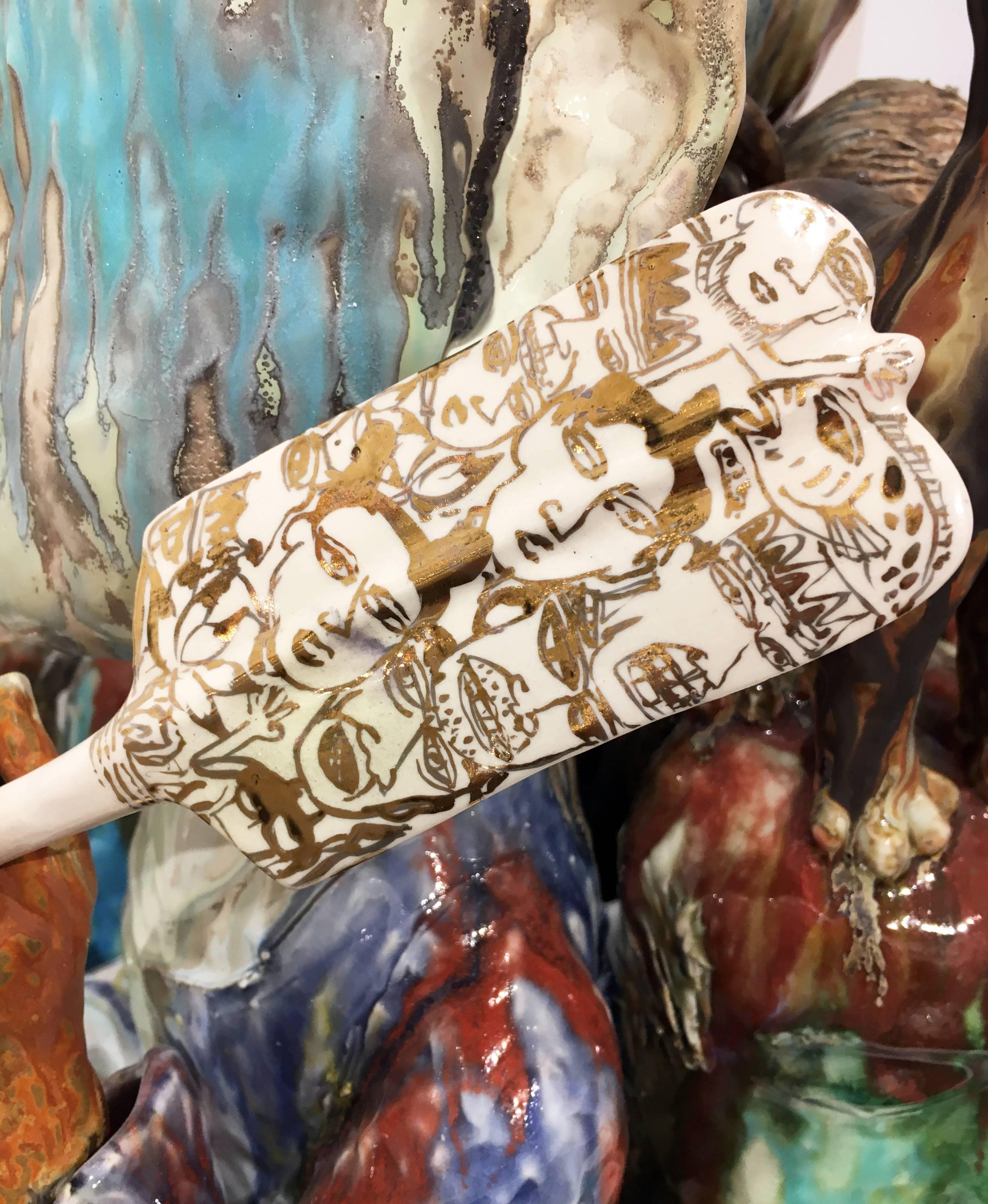 Abstrakte figurative Keramikskulptur „Another Connection“, farbenfrohe Glasur mit farbenfroher Glasur im Angebot 1