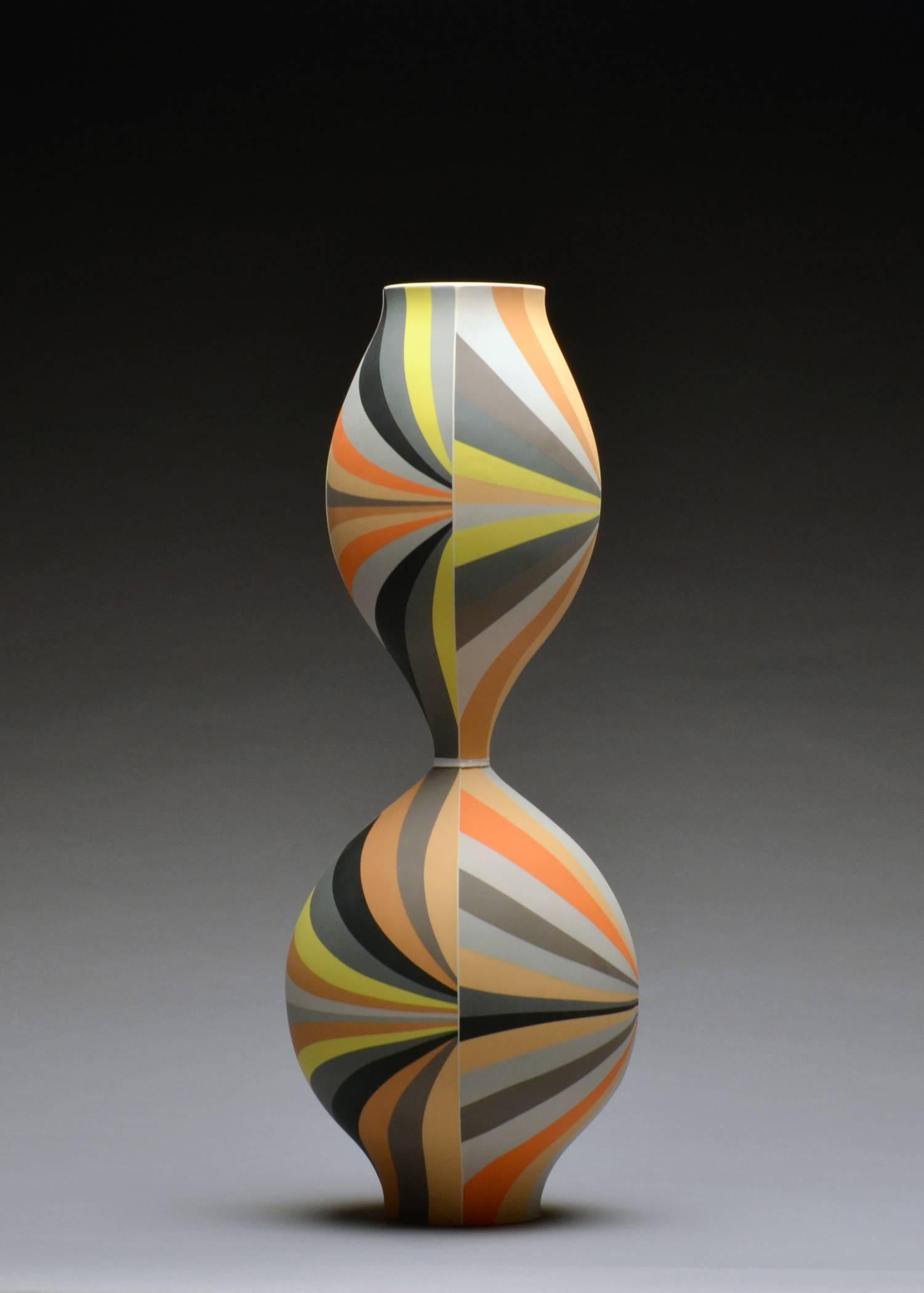 Peter Pincus Abstract Sculpture - Enclosed Vase Form #3