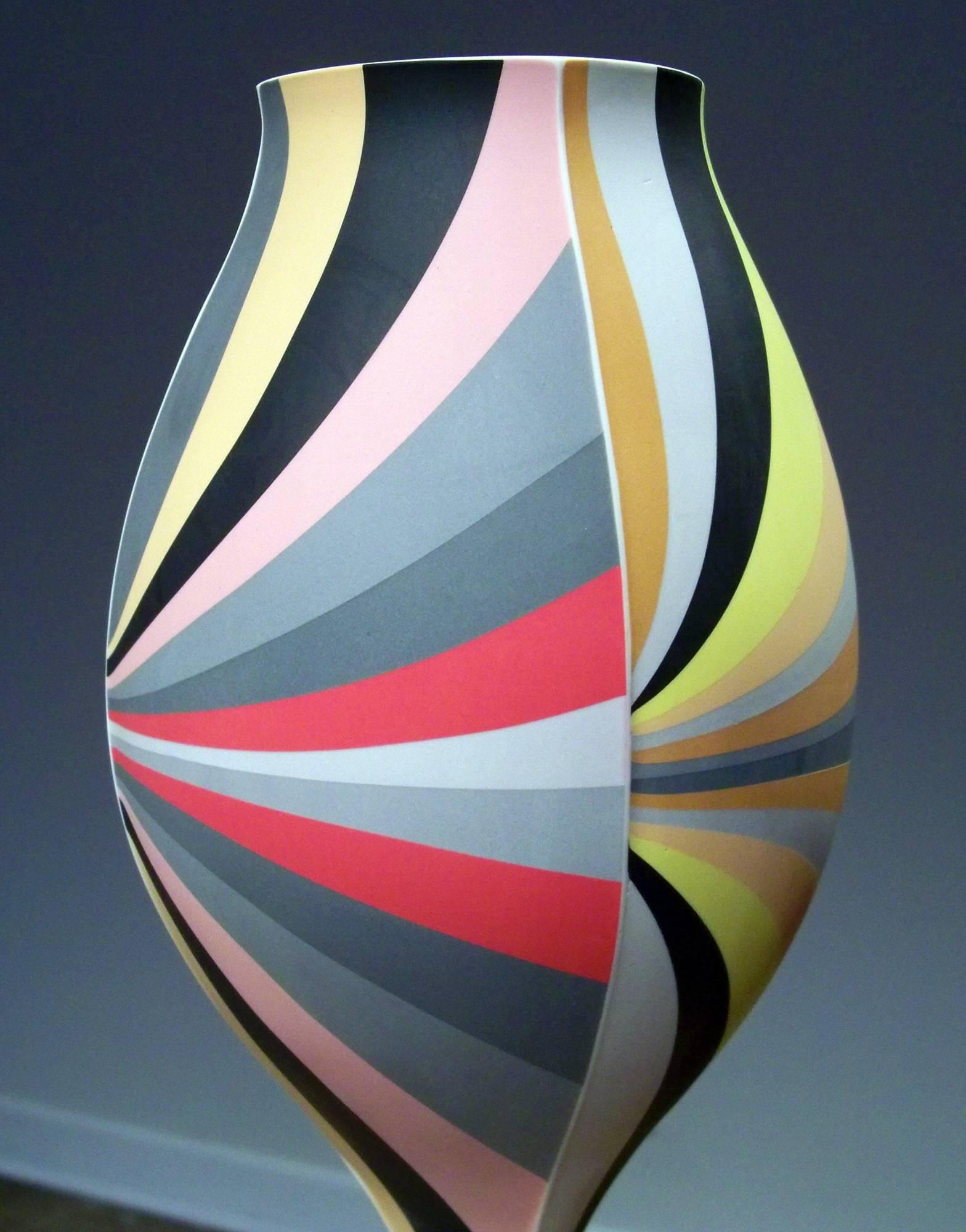 Enclosed Vase Form #4 2