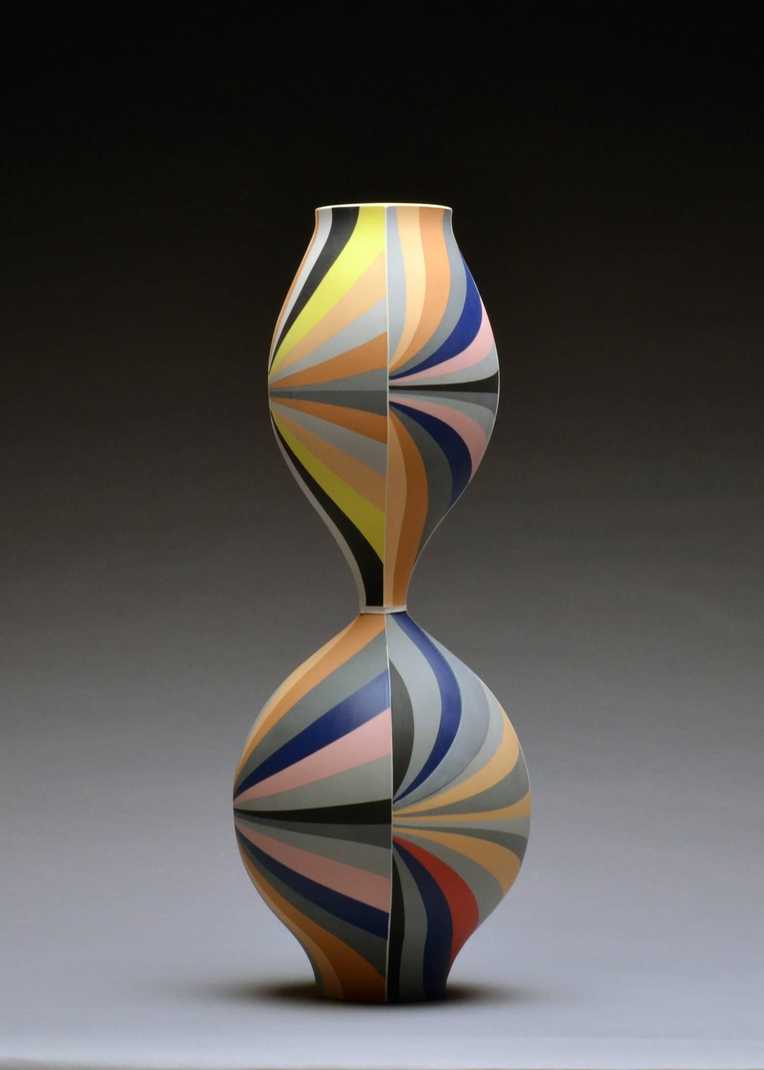 Peter Pincus Abstract Sculpture - Enclosed Vase Form #4