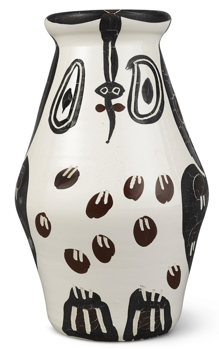 Pablo Picasso Still-Life Sculpture - Picasso Madoura Ceramic Pitcher HIBOU MARRON NOIR, Ramié 123
