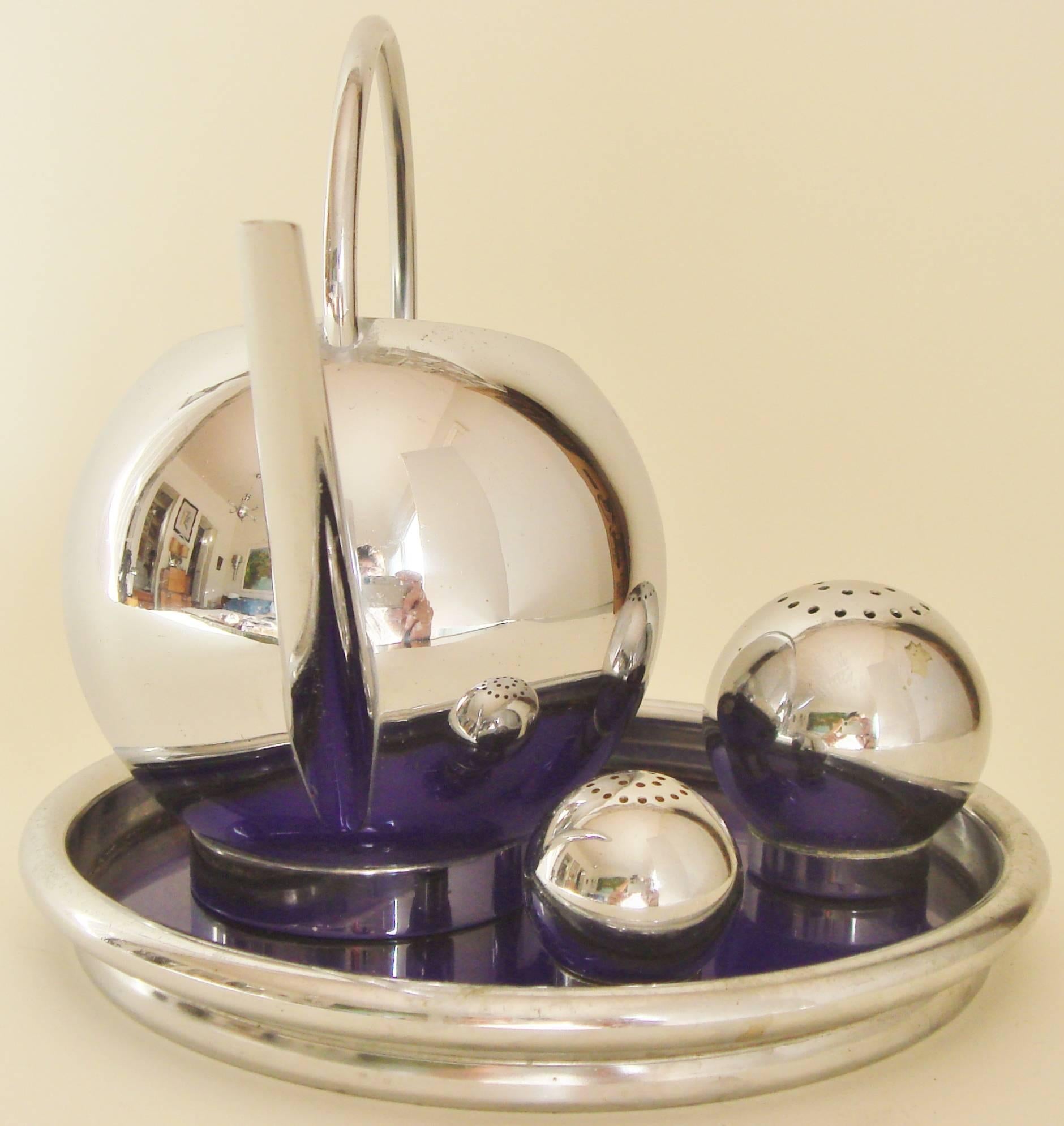 Mid-20th Century Art Deco Chrome Four-Piece Pancake and Corn Set by Russel Wright for Chase