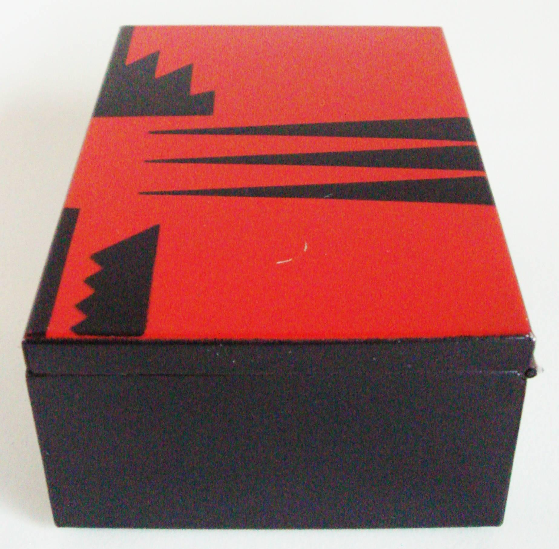 French Art Deco Geometric Red & Black Enameled, Metal & Cedar Lined Cheroot Box 3