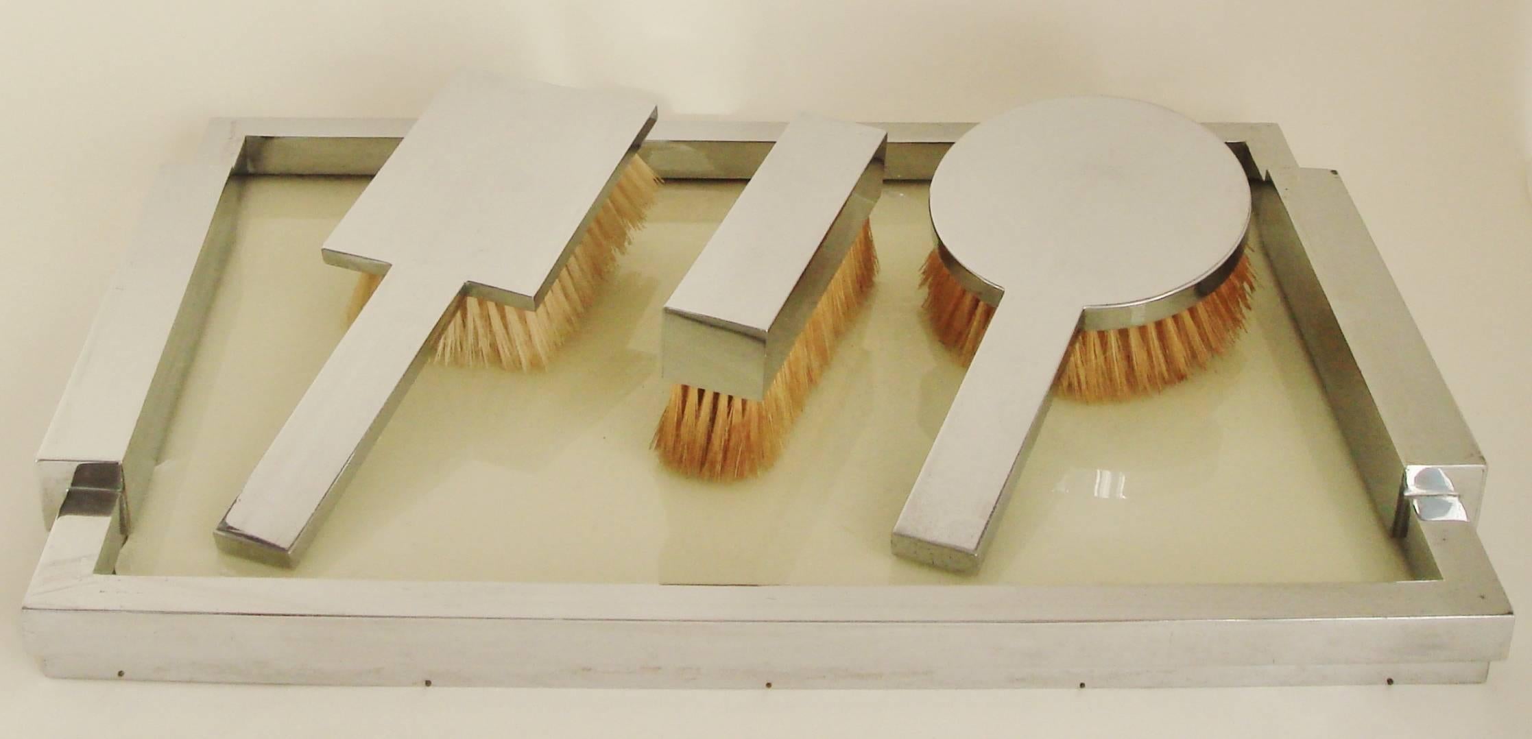 English Art Deco Reverse Painted Glass Four-Piece Gent's Brush & Tray Set For Sale 5