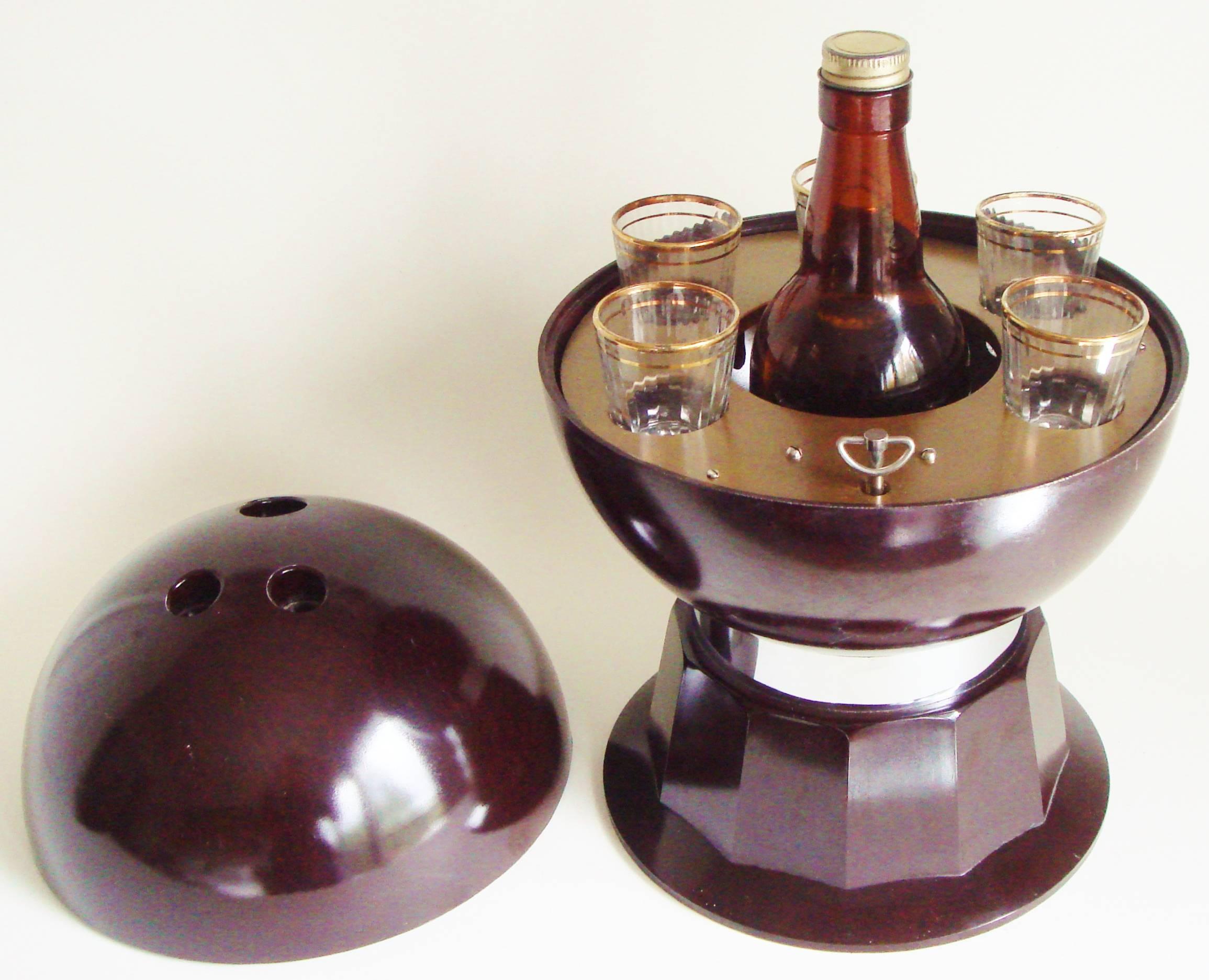Molded American Mid-Century Bakelite, Glass & Chrome Evans Musical Bowling Ball Bar Set